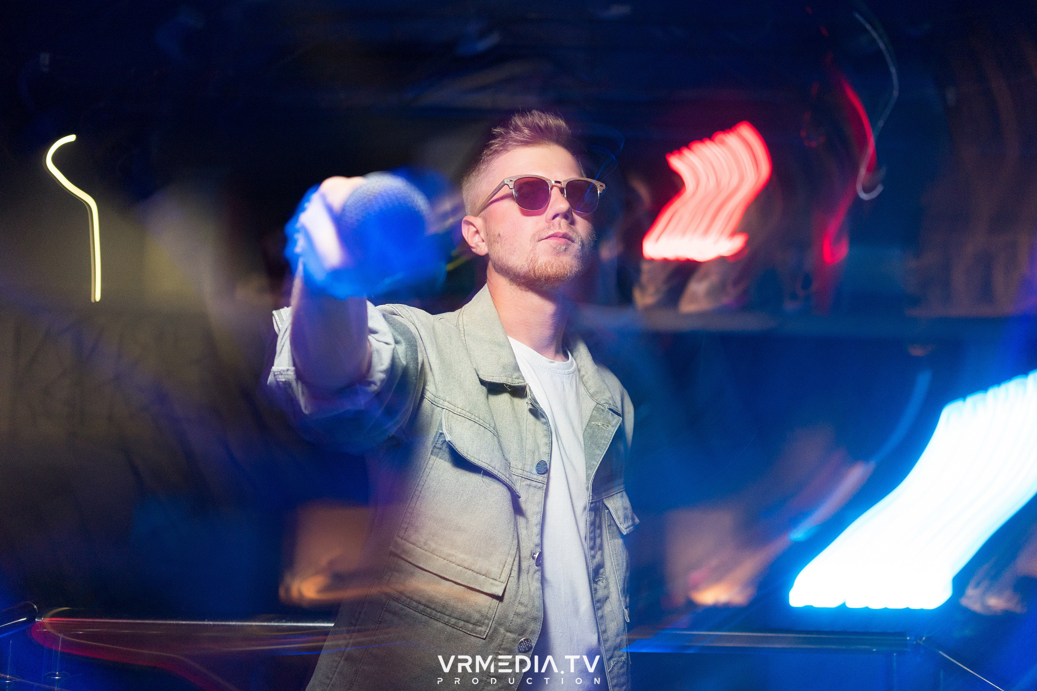 Выходные в баре «Друзья»