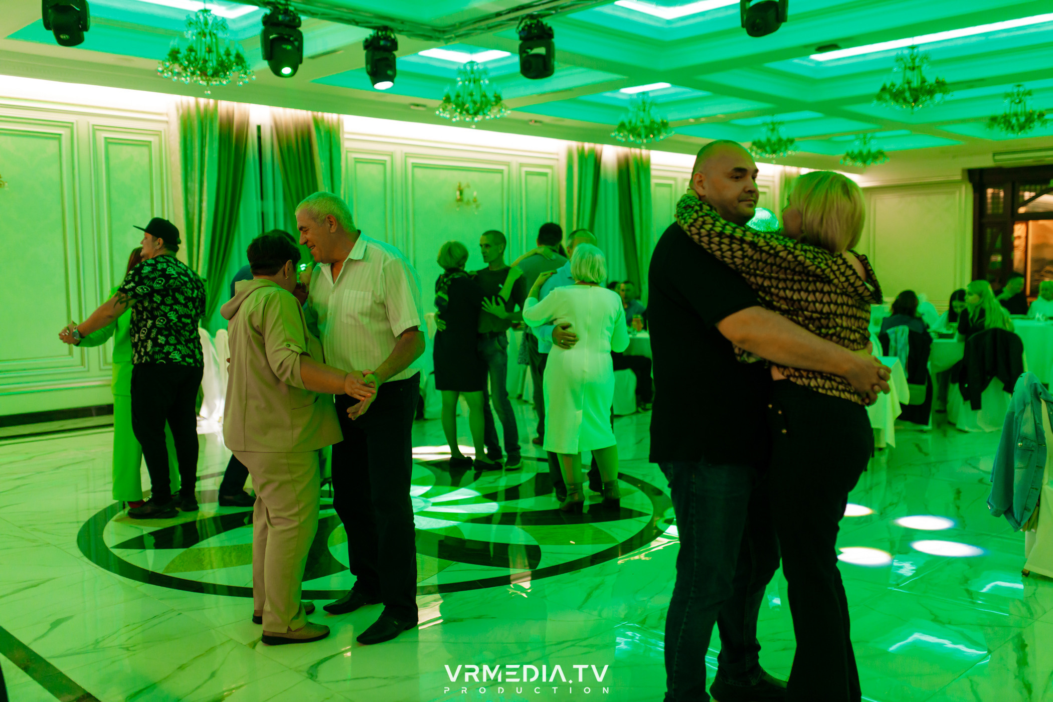 Выходные в ресторане «Лазурный берег»