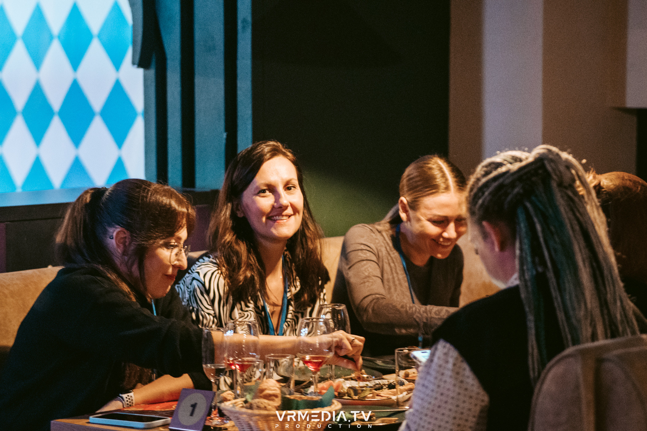 MAX КВИЗ. Клиентская игра «Выбери радио Кемерово»