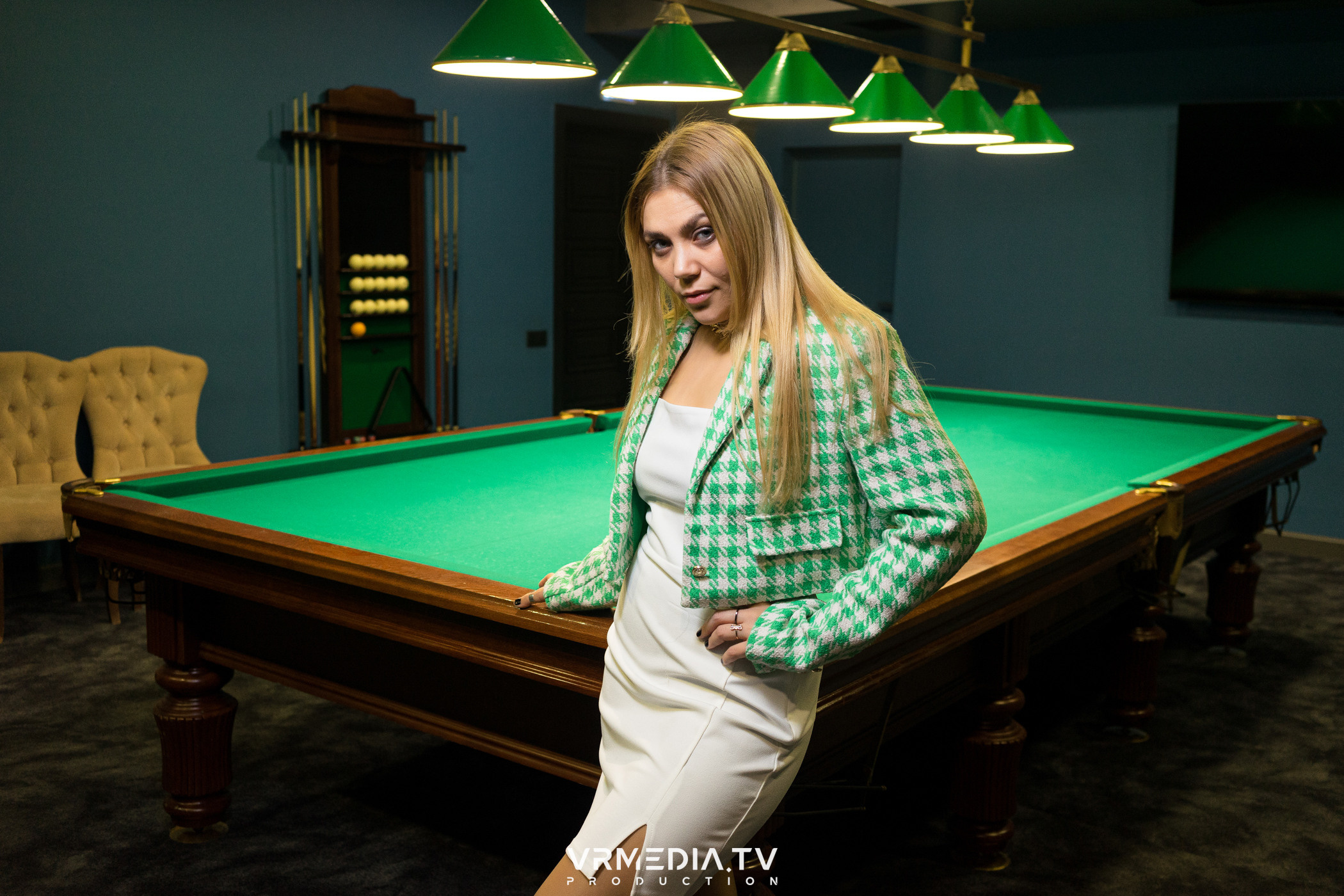 THE GOLD VOICE в караоке-баре «Volna»