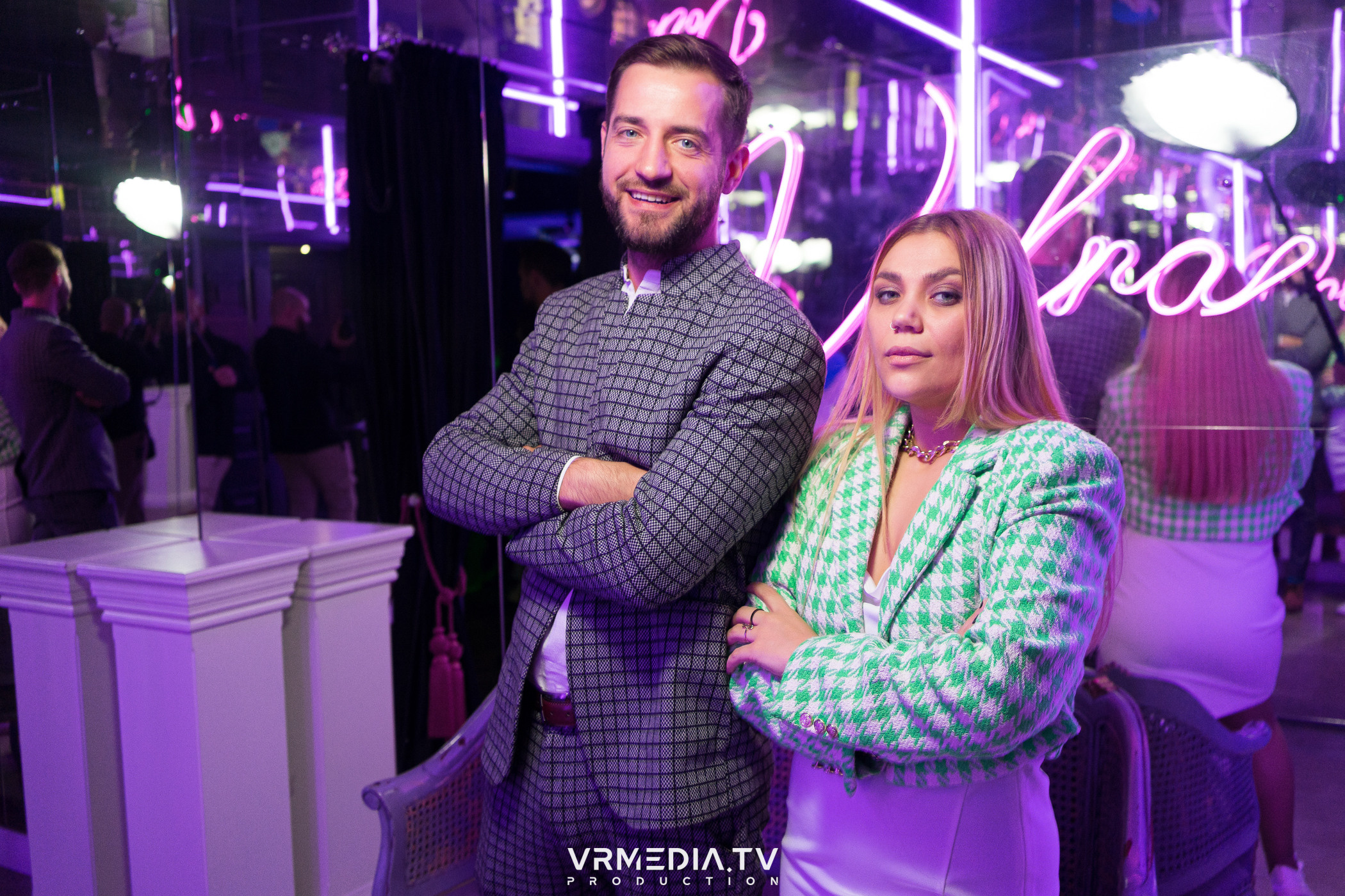 THE GOLD VOICE в караоке-баре «Volna»