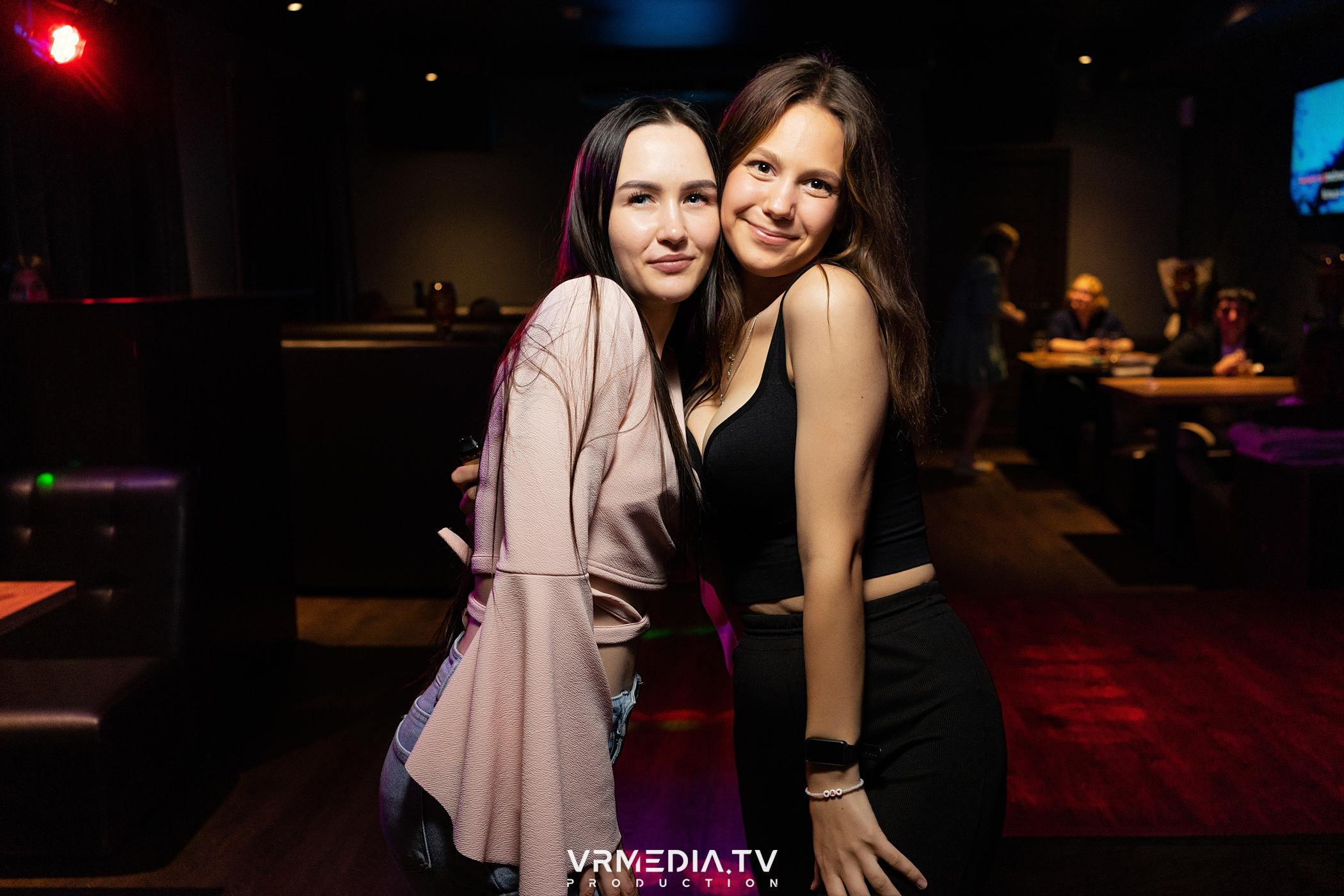 Выходные в баре «DOSKI»