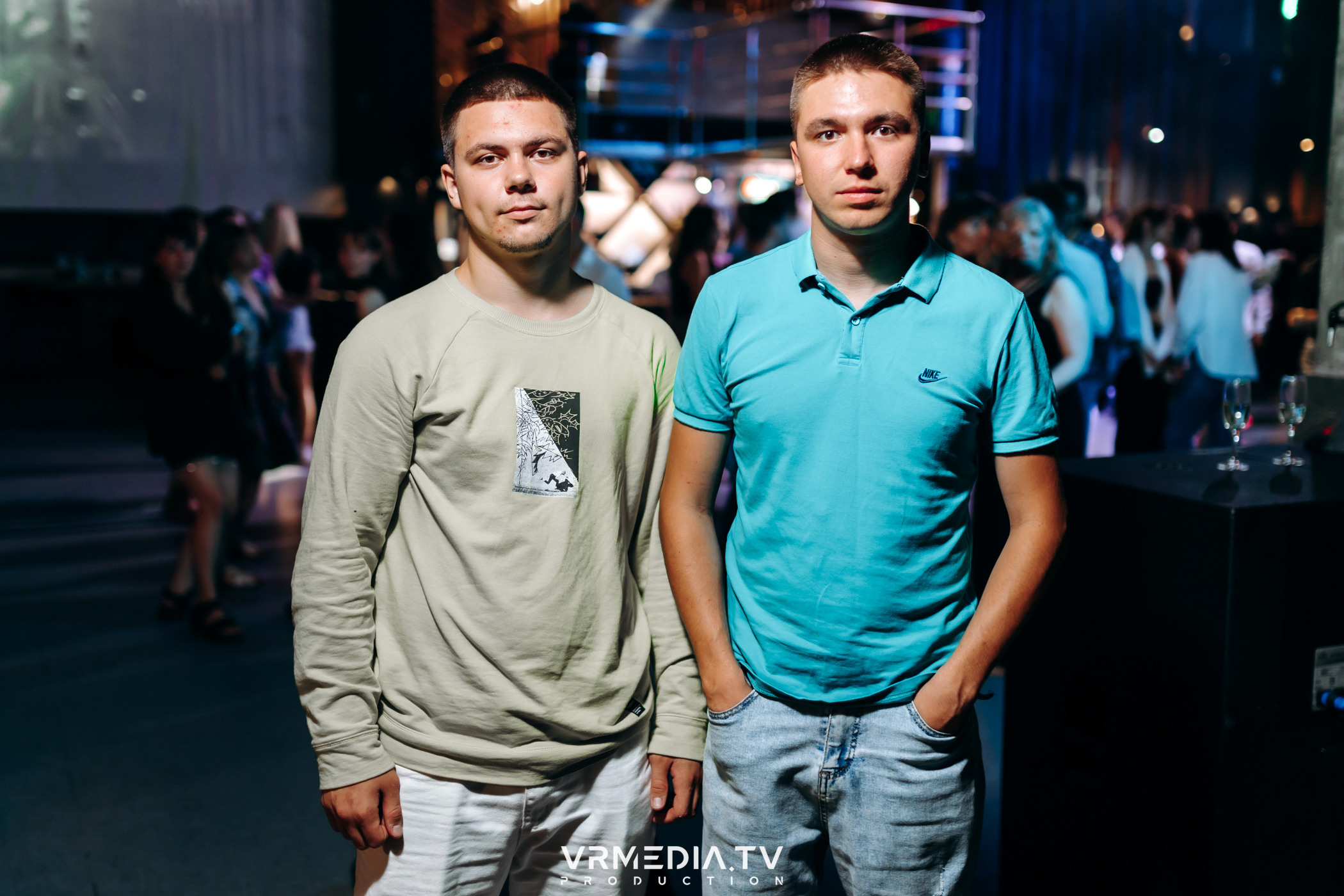 Выходные в баре «DOSKI»