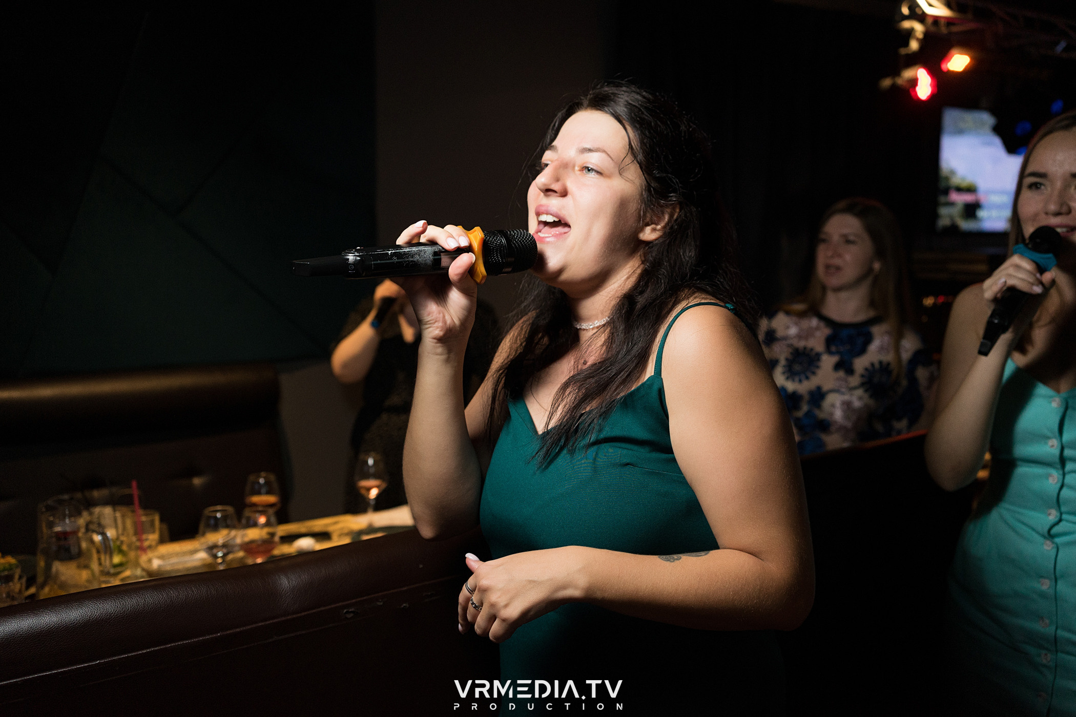 Выходные в баре «DOSKI»