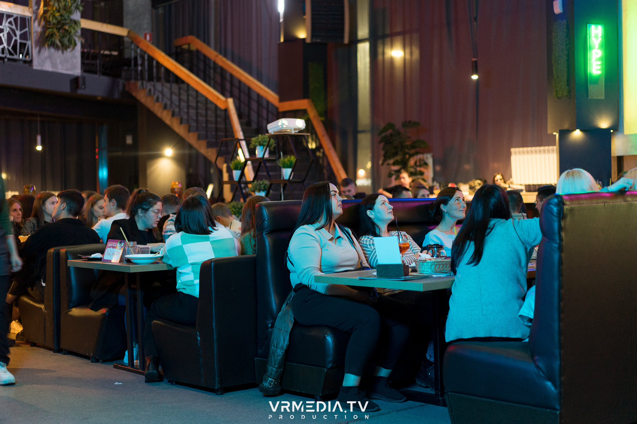 WoW QuiZ в баре «Друзья»