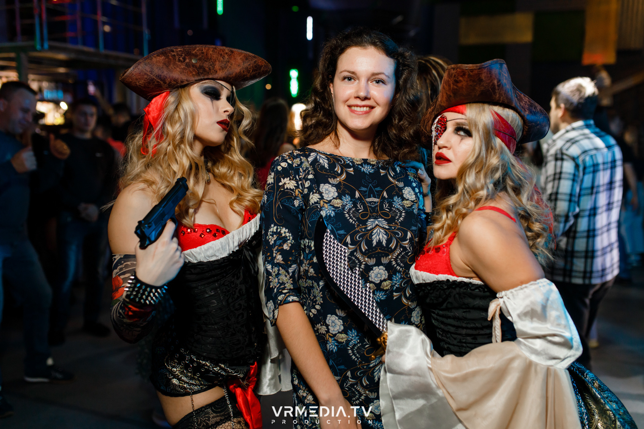 Выходные в баре «Друзья»