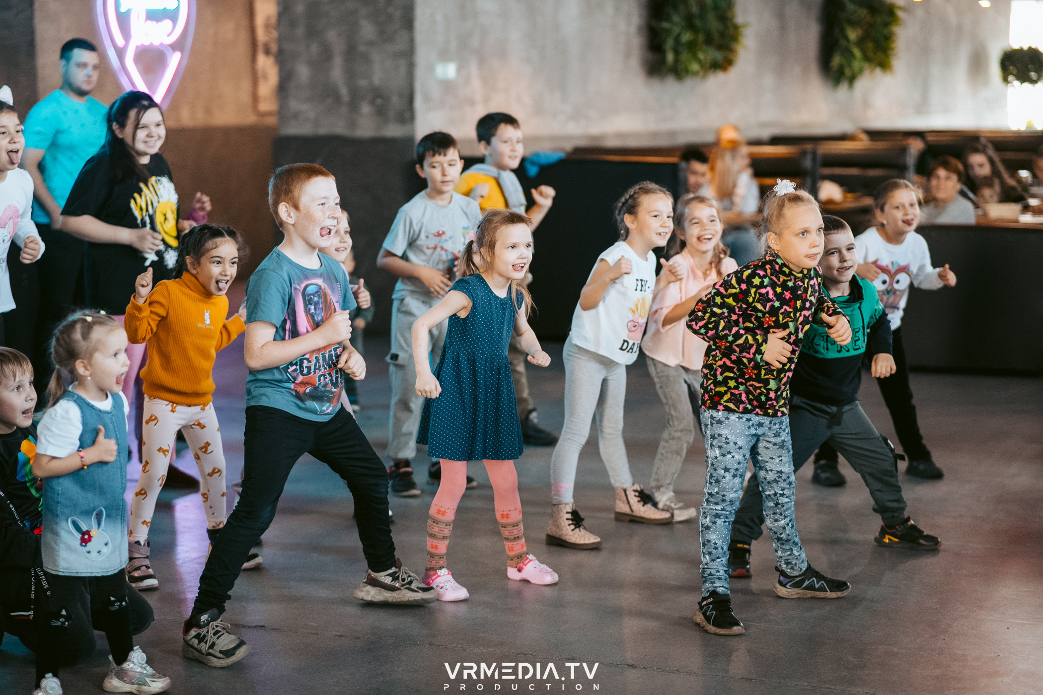 Baby time в баре «Друзья»