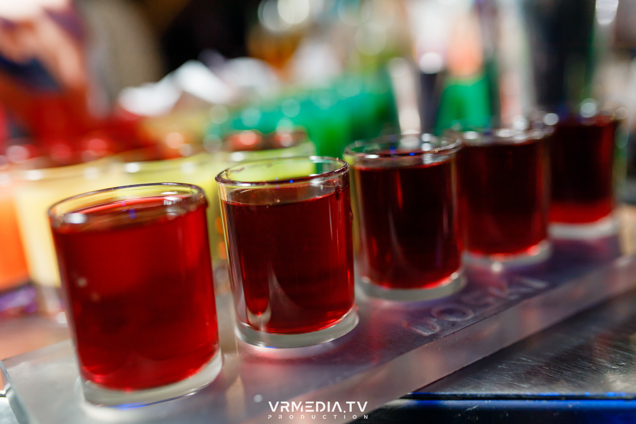 Выходные в баре «Друзья»