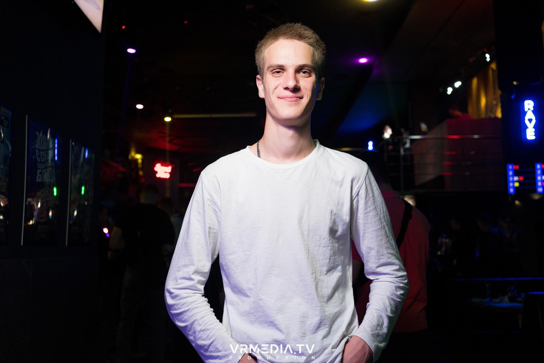 Выходные в баре «DOSKI»