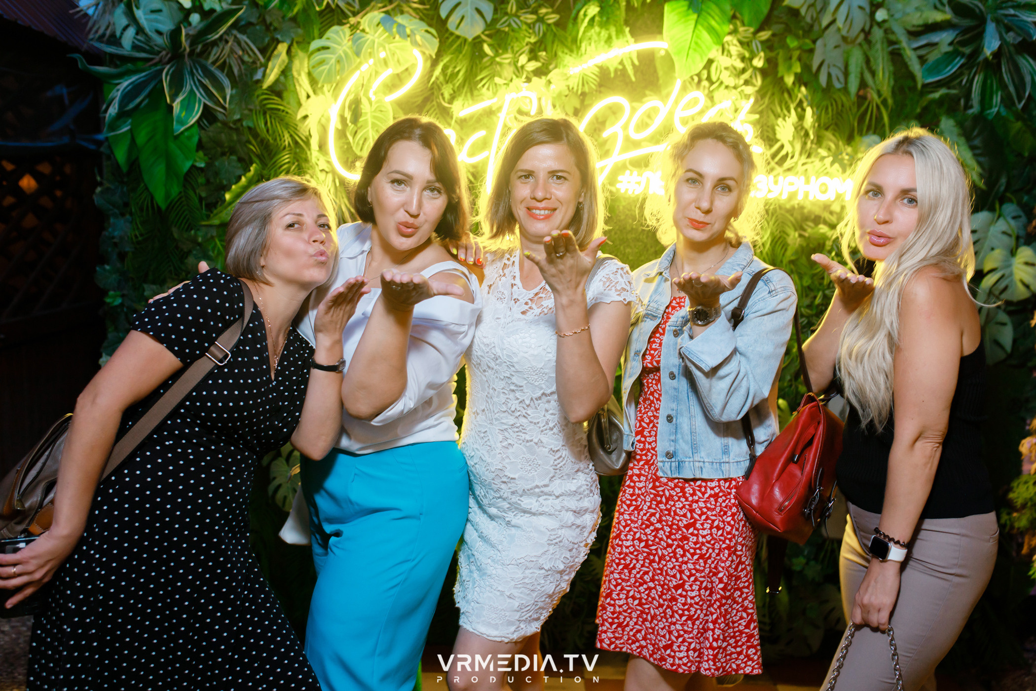 Выходные в ресторане «Лазурный берег»