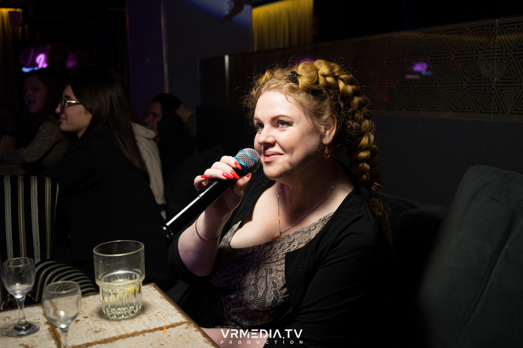 THE GOLD VOICE в караоке-баре «Volna»