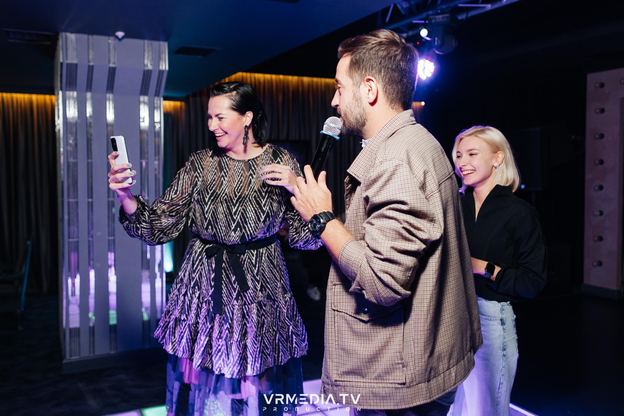 DANCE COCTAIL в караоке-баре «Volna»