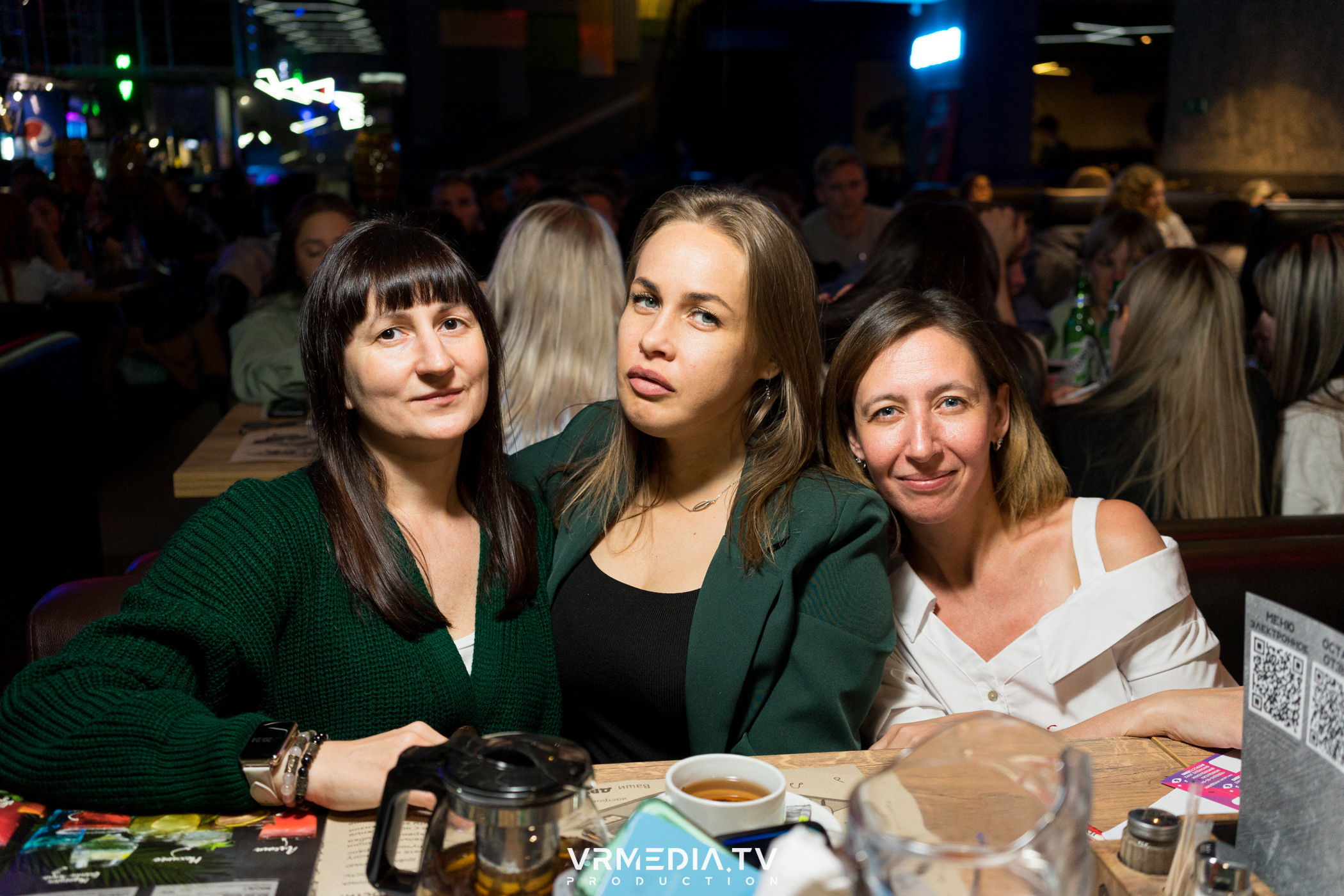 WoW QuiZ в баре «Друзья»