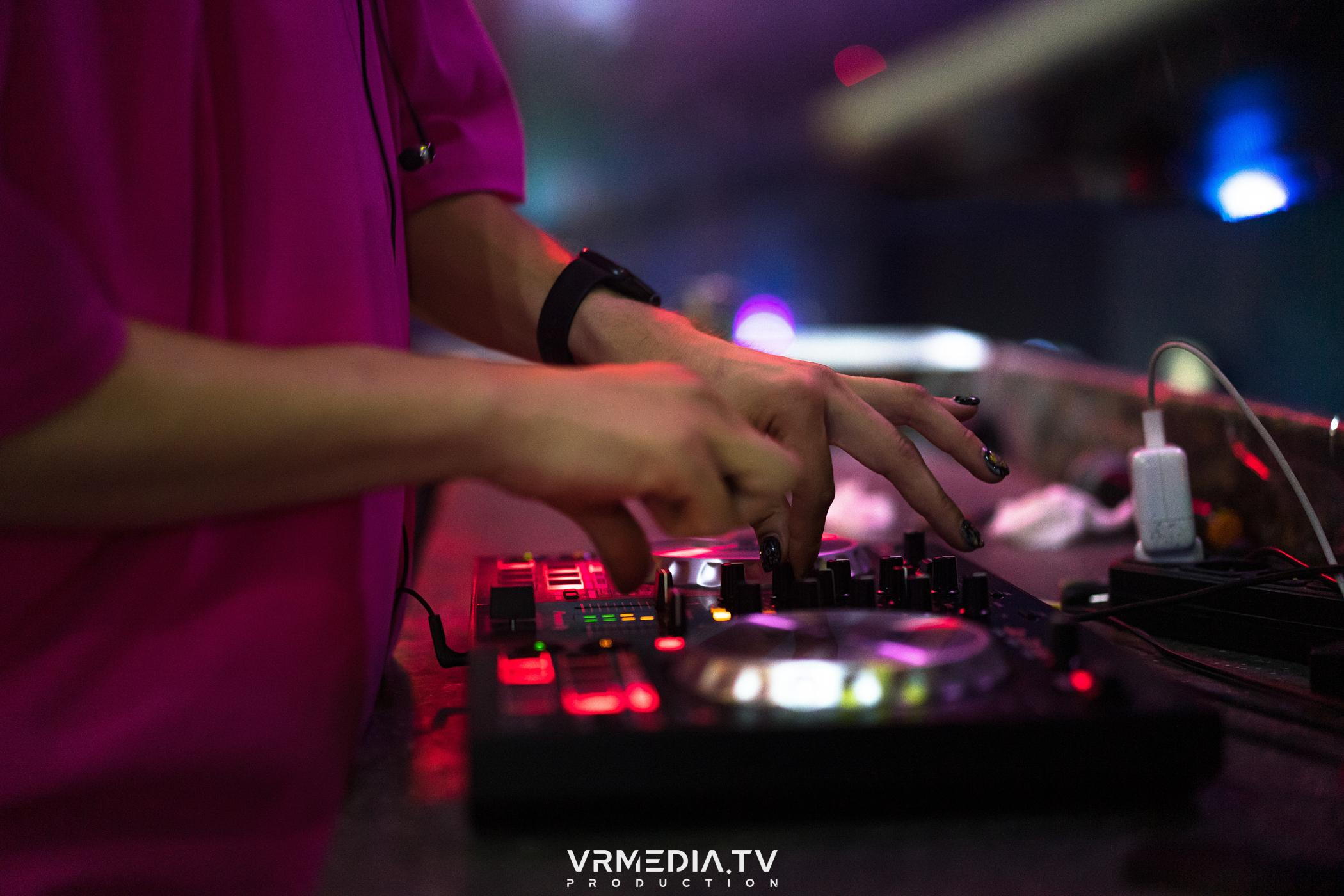 Выходные в баре «DOSKI»