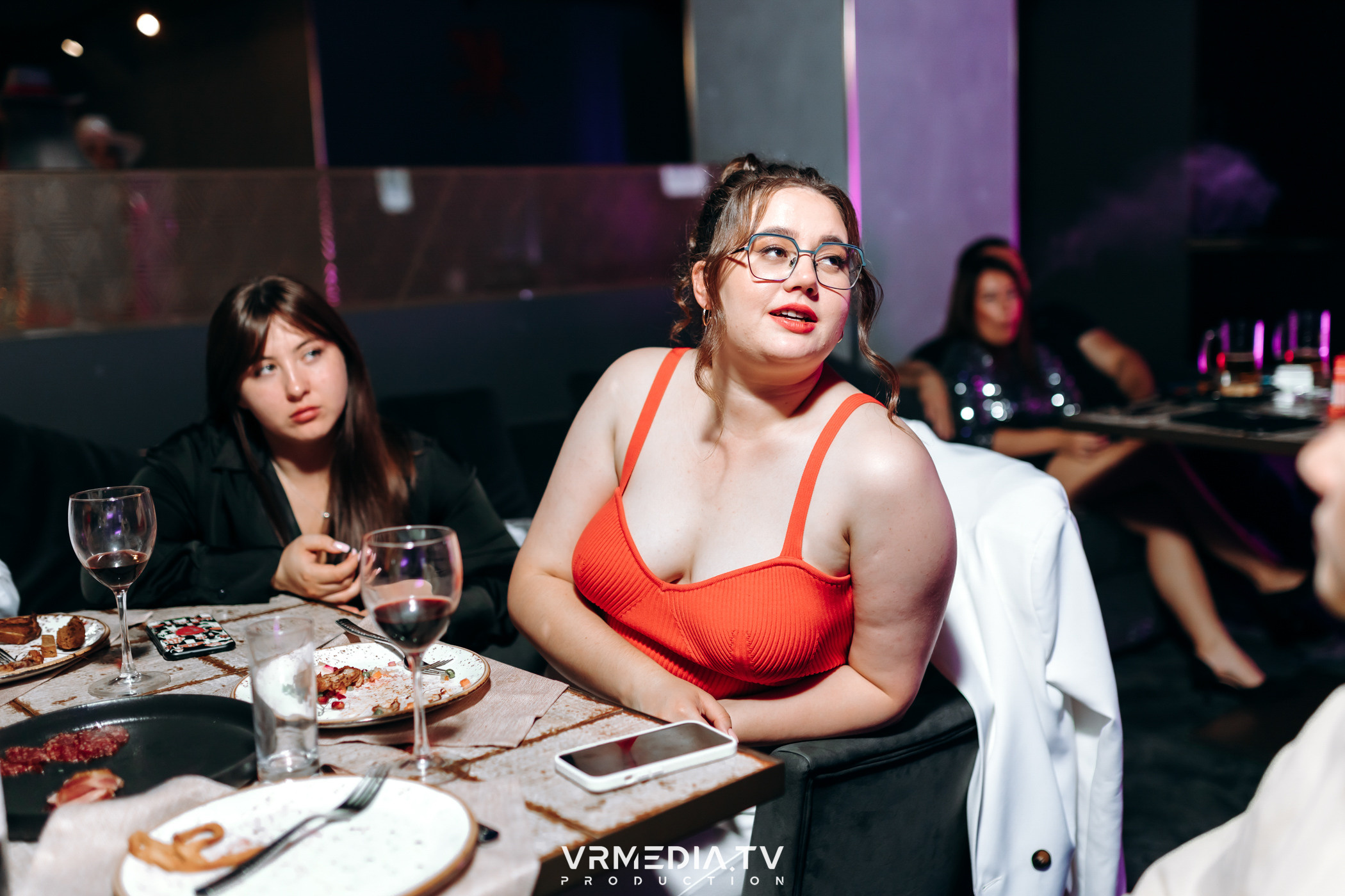 «Barbie party» в караоке-баре «Volna»