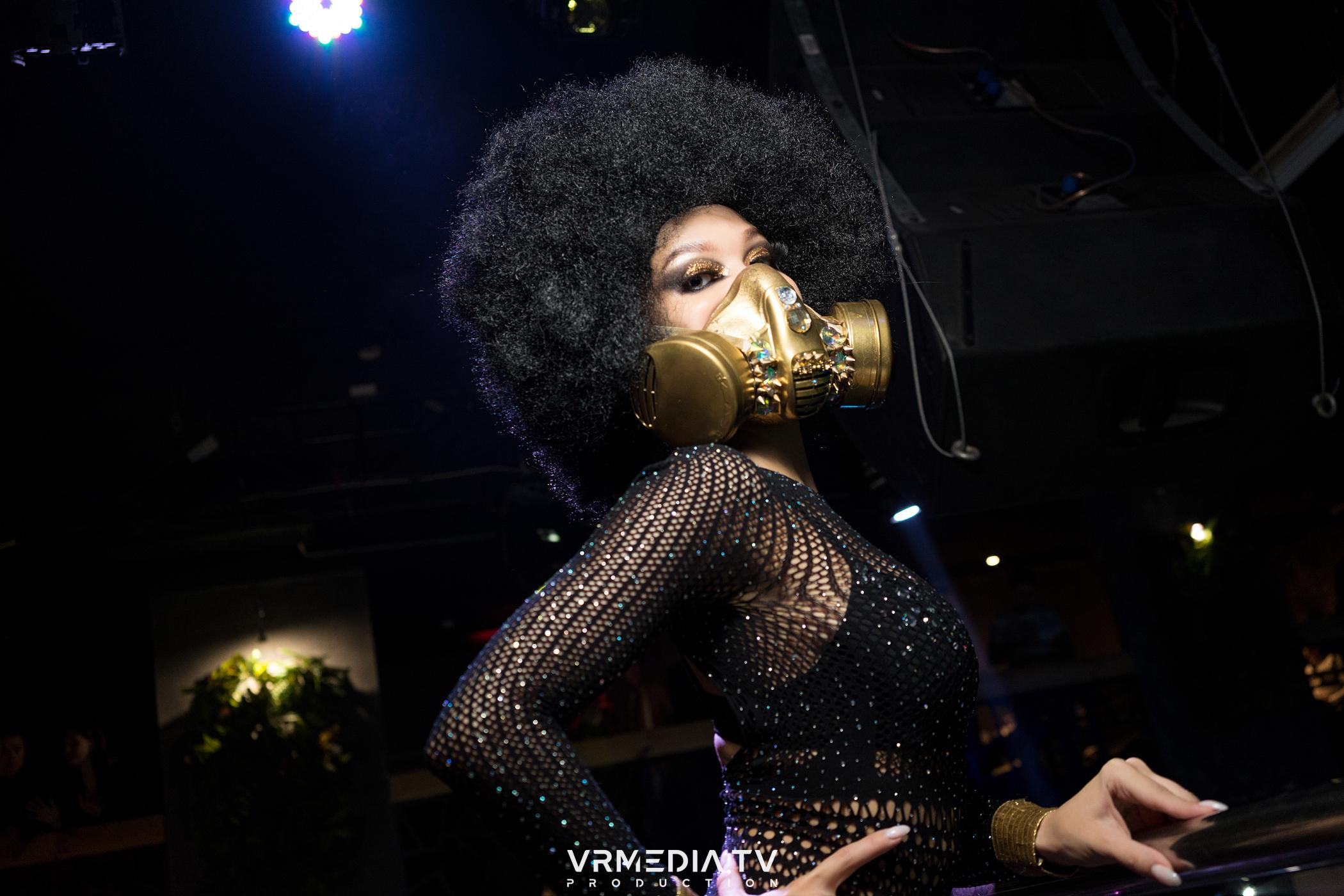 Выходные в баре «DOSKI»