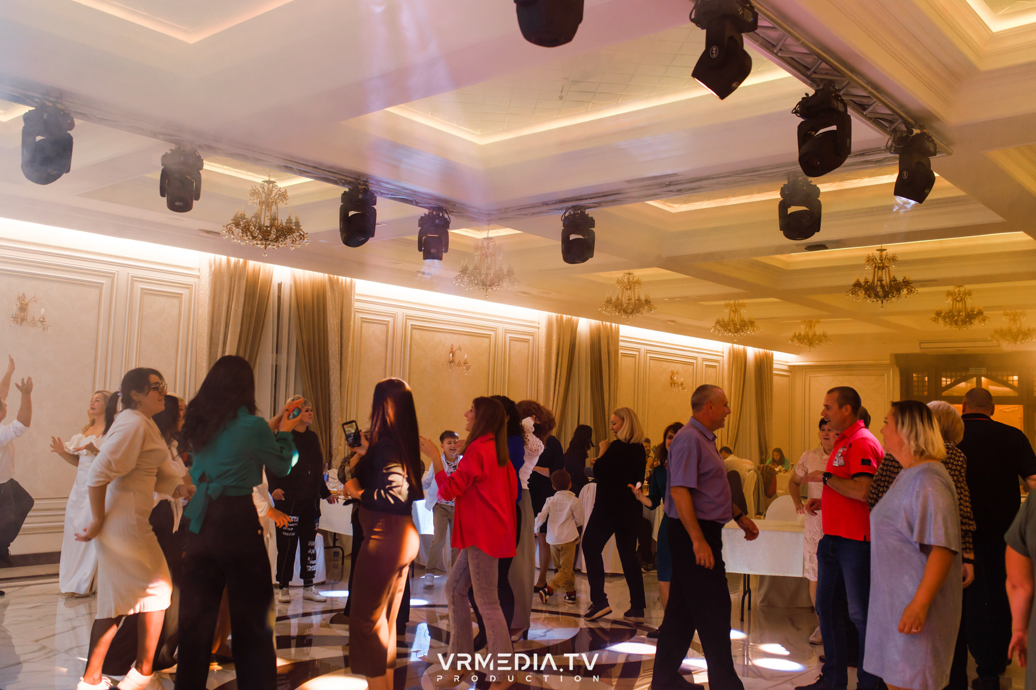 Выходные в ресторане «Лазурный берег»