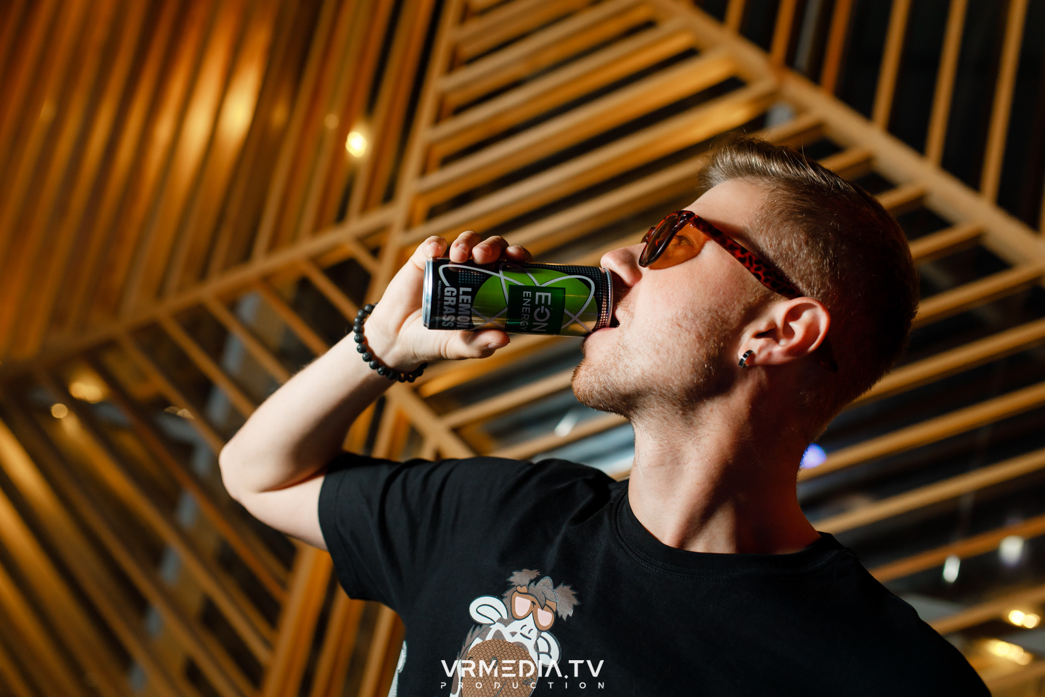 Выходные в баре «Друзья»