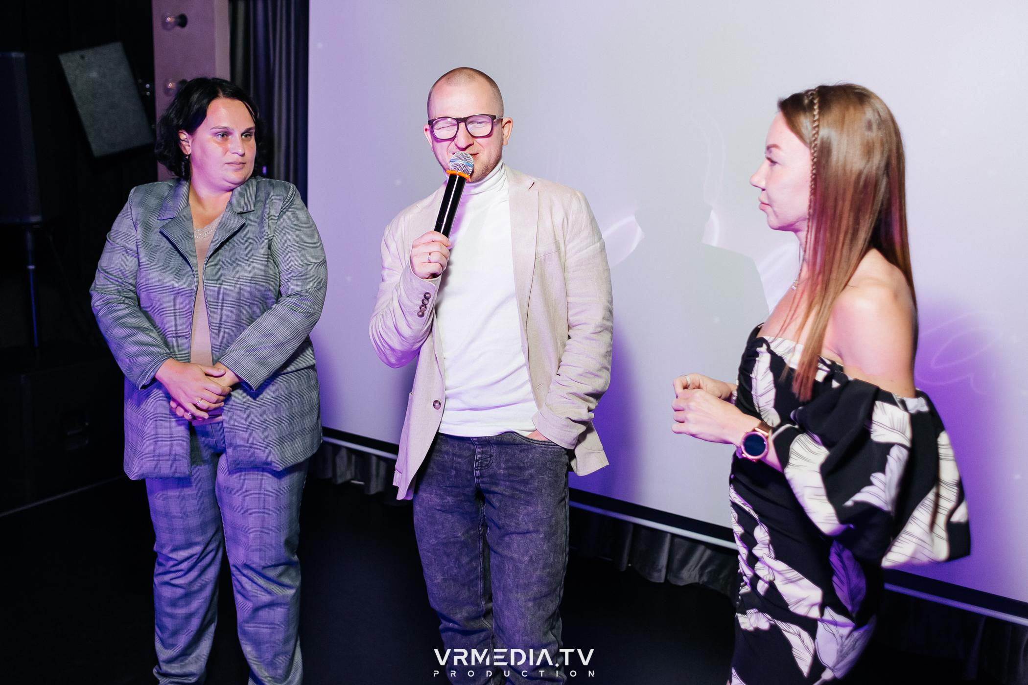 Выходные в караоке-баре «Volna»