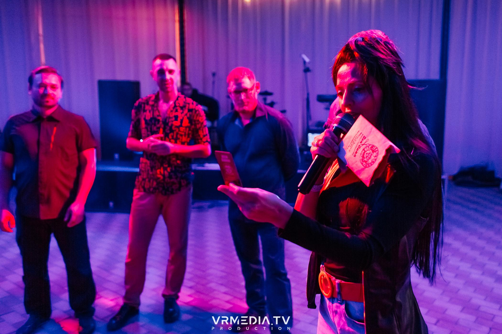 Дискотека 90-х в ресторане «Империя»