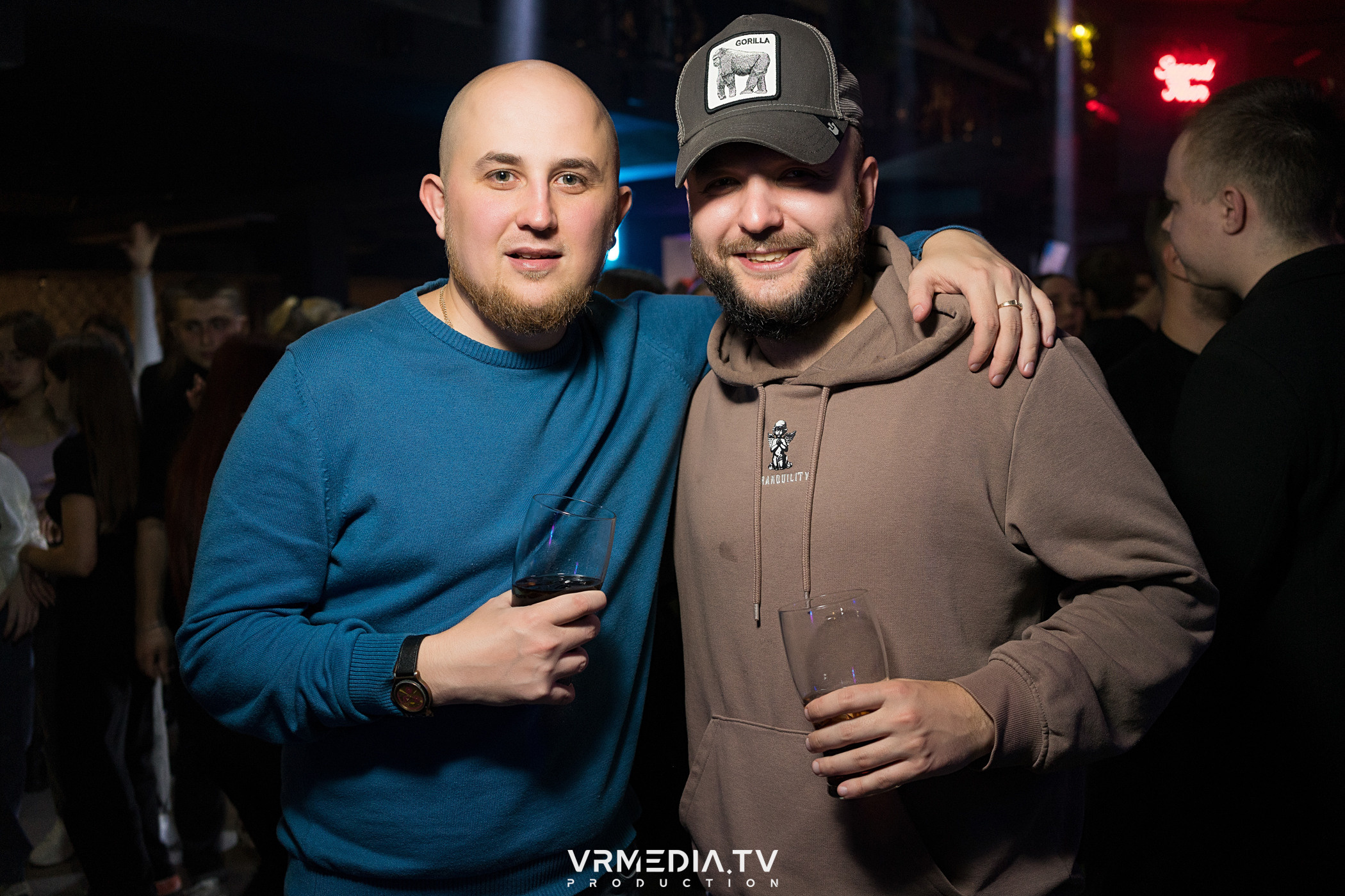 Выходные в баре «DOSKI»