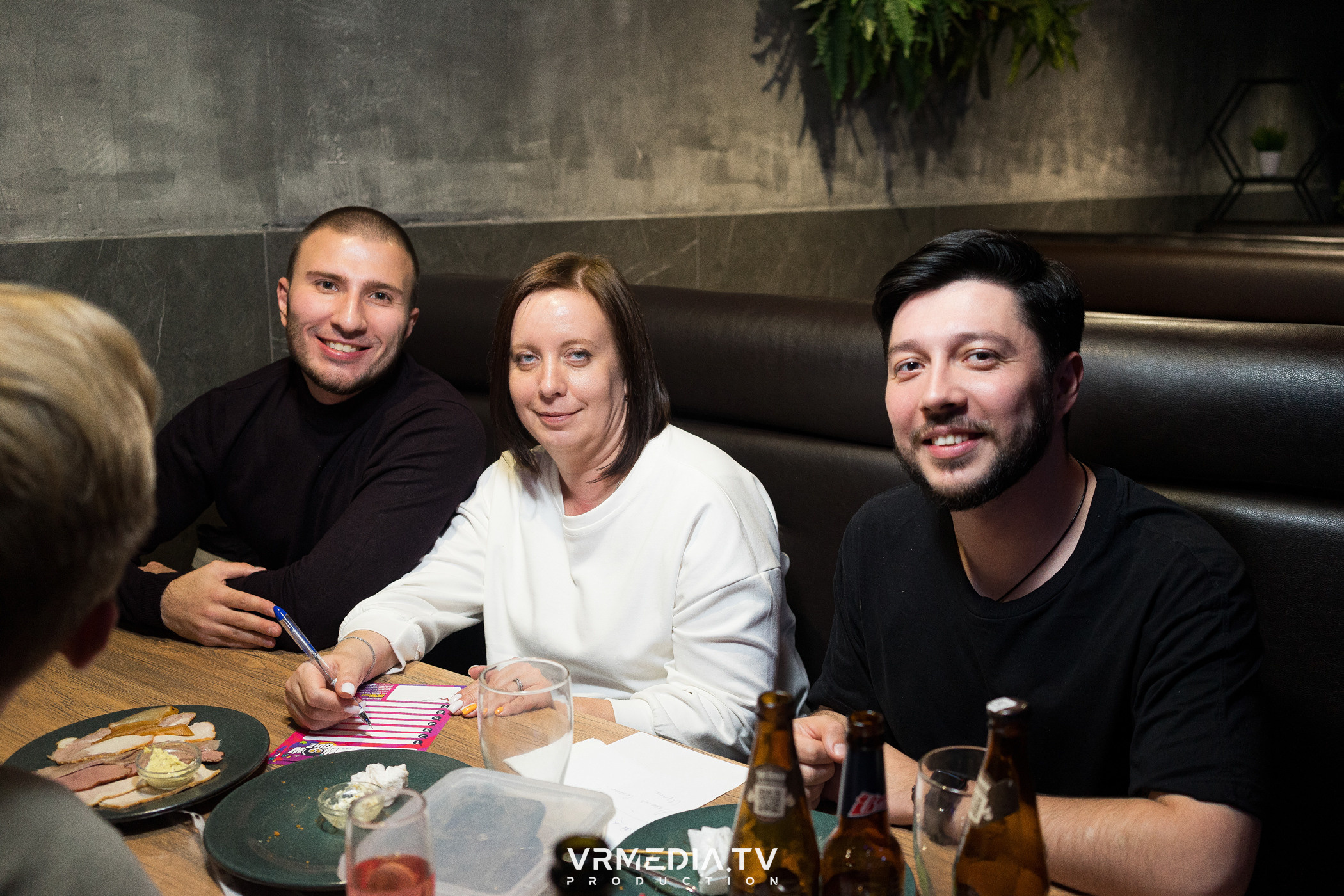 WoW QuiZ в баре «Друзья»