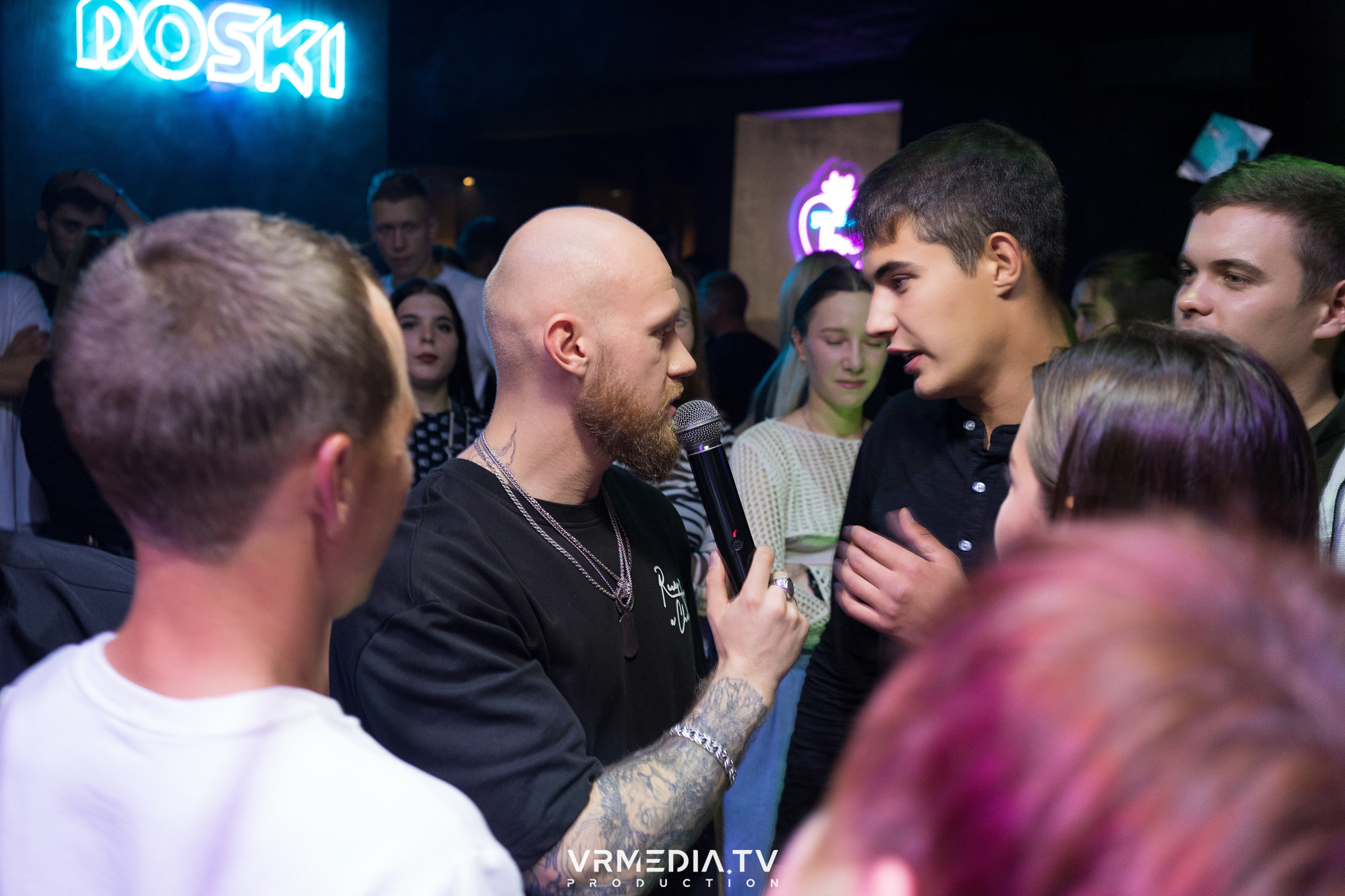 Выходные в баре «DOSKI»