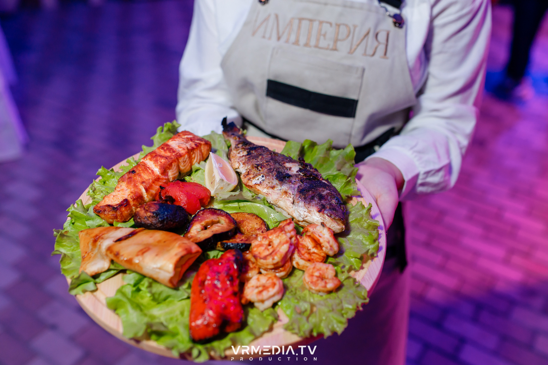 «Прошла жара» в ресторане «Империя»