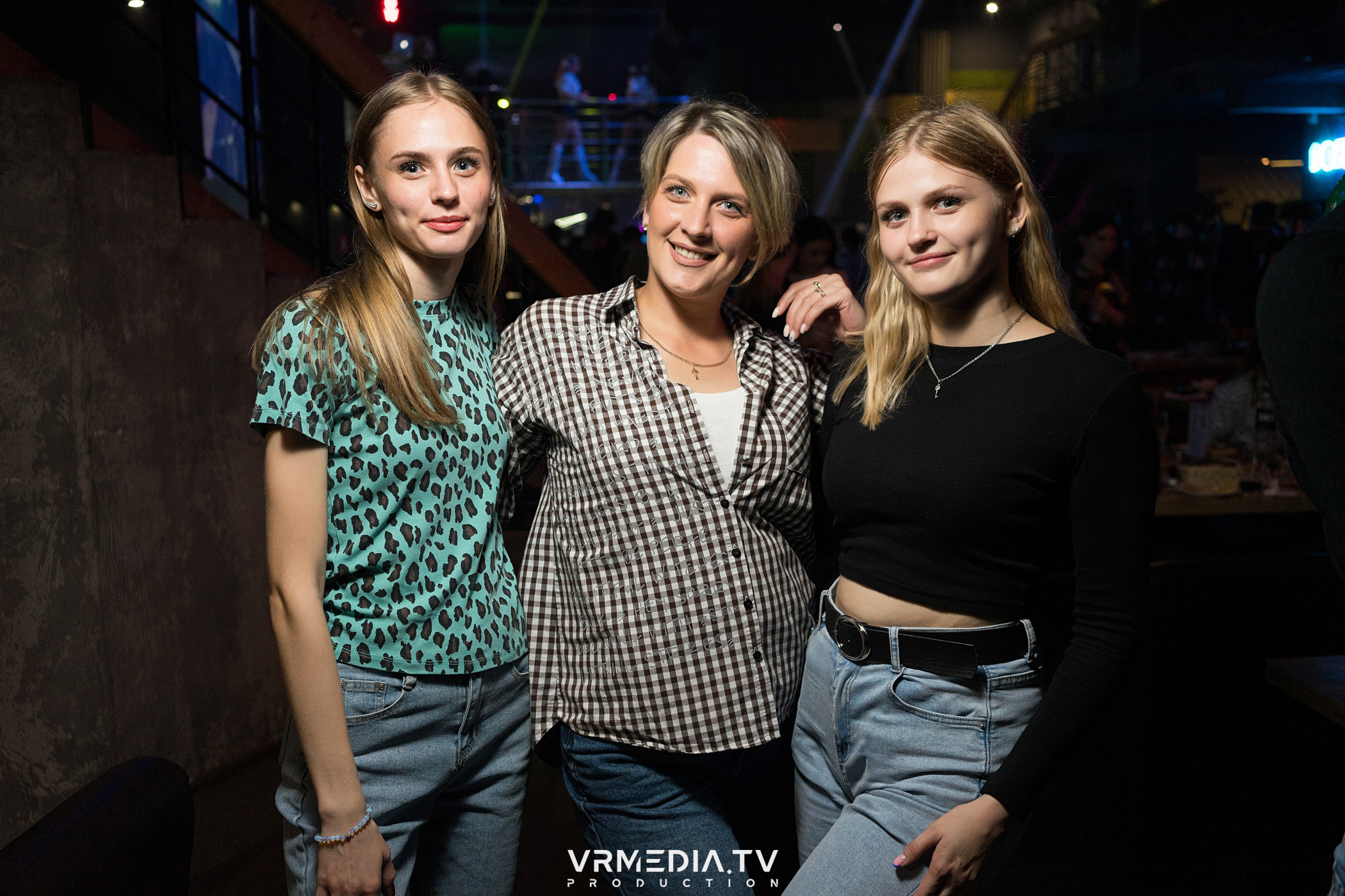 Выходные в баре «DOSKI»