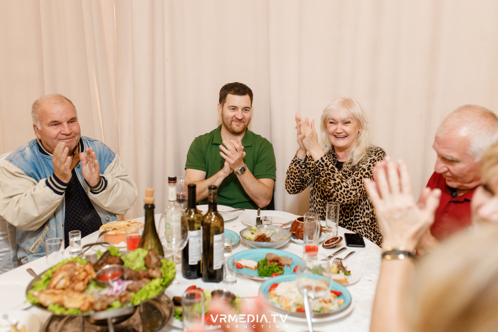 «Прошла жара» в ресторане «Империя»