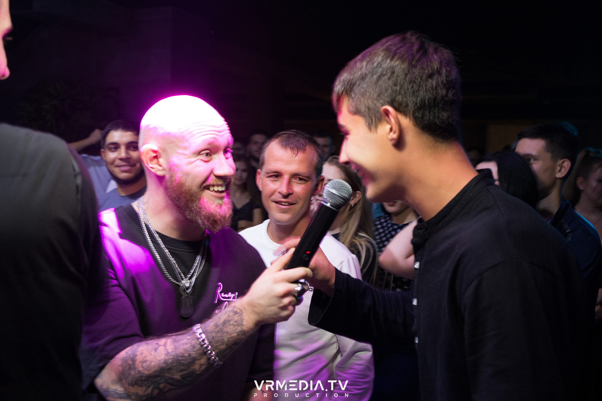 Выходные в баре «DOSKI»