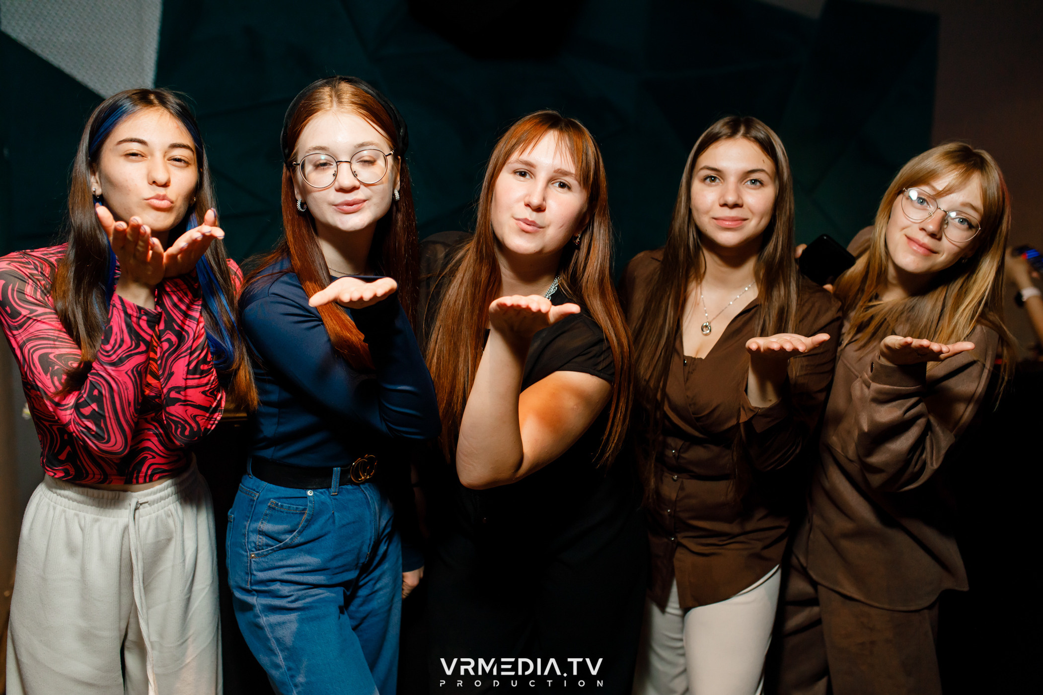 Выходные в баре «Друзья»