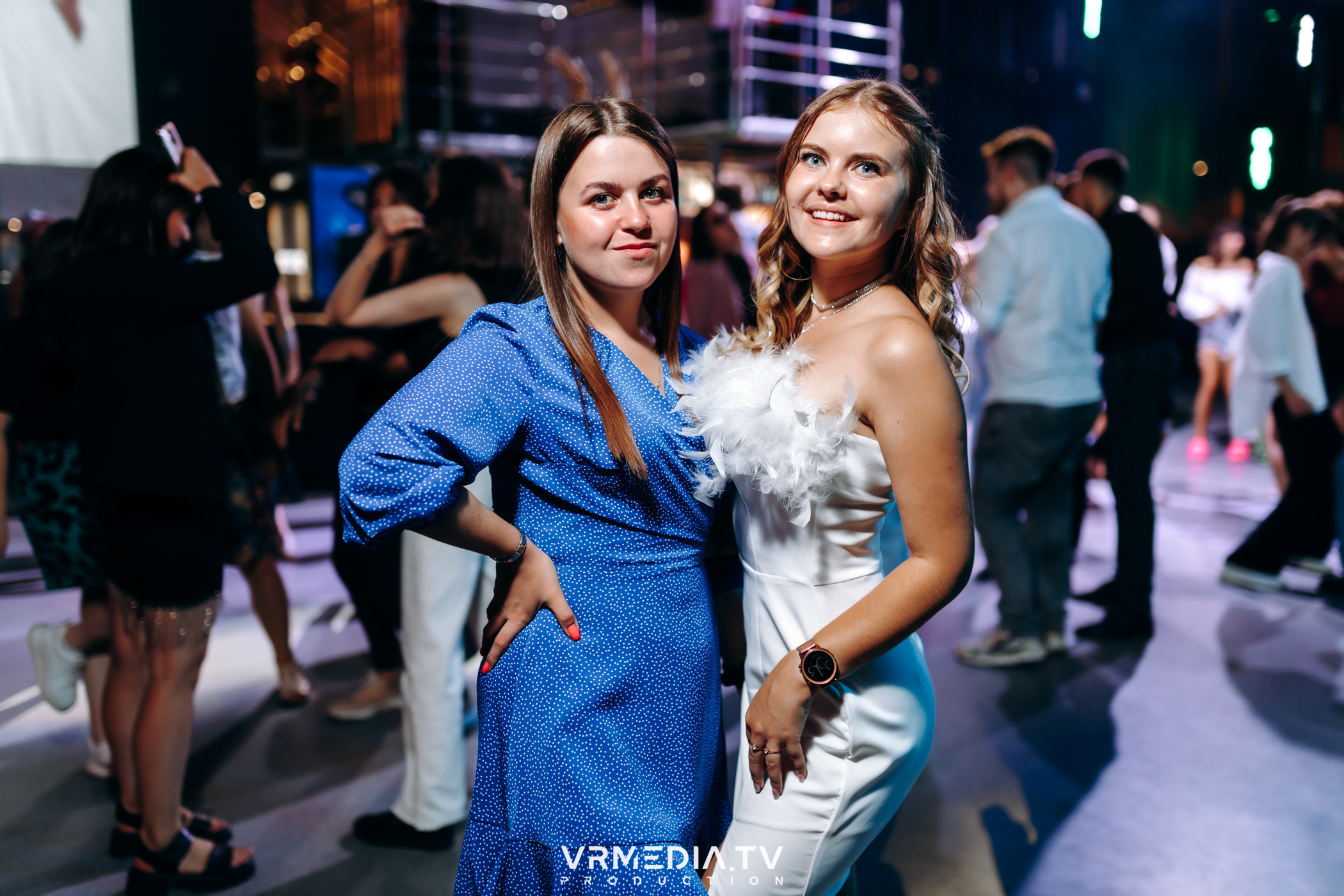 Выходные в баре «DOSKI»