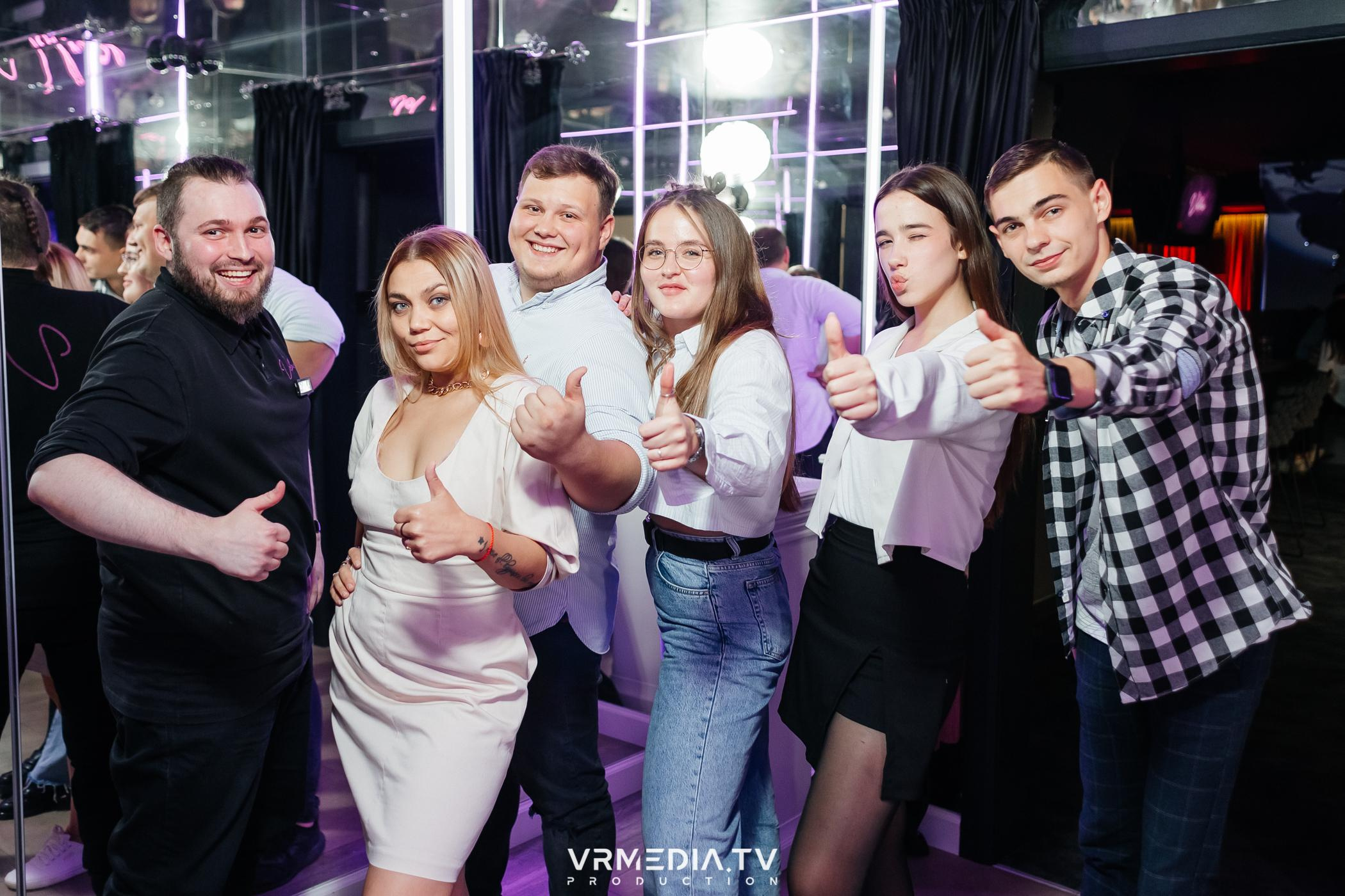 Дискотека 90-х в ресторане «Империя»