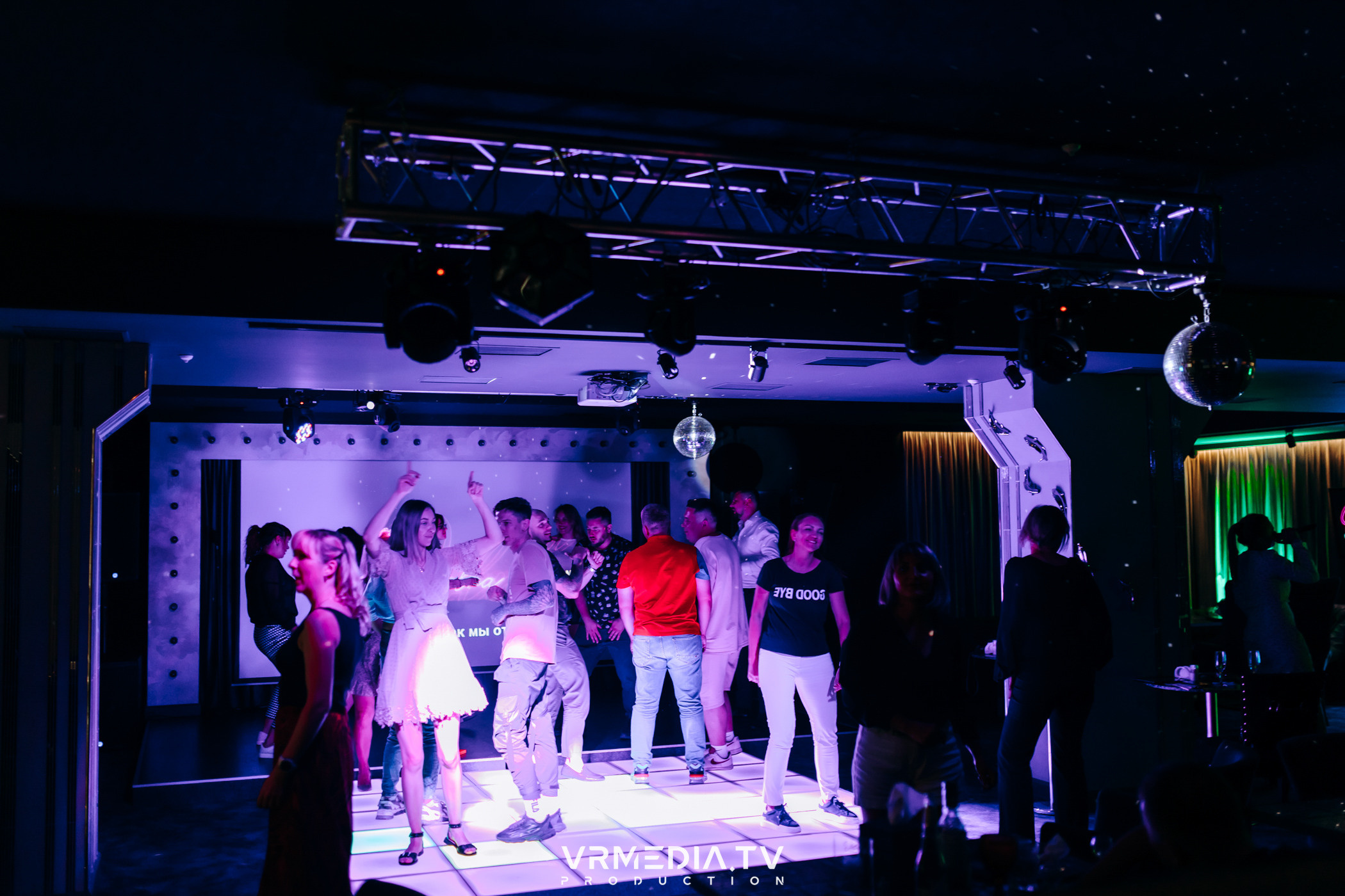 «Black Out» в караоке-баре «Volna»