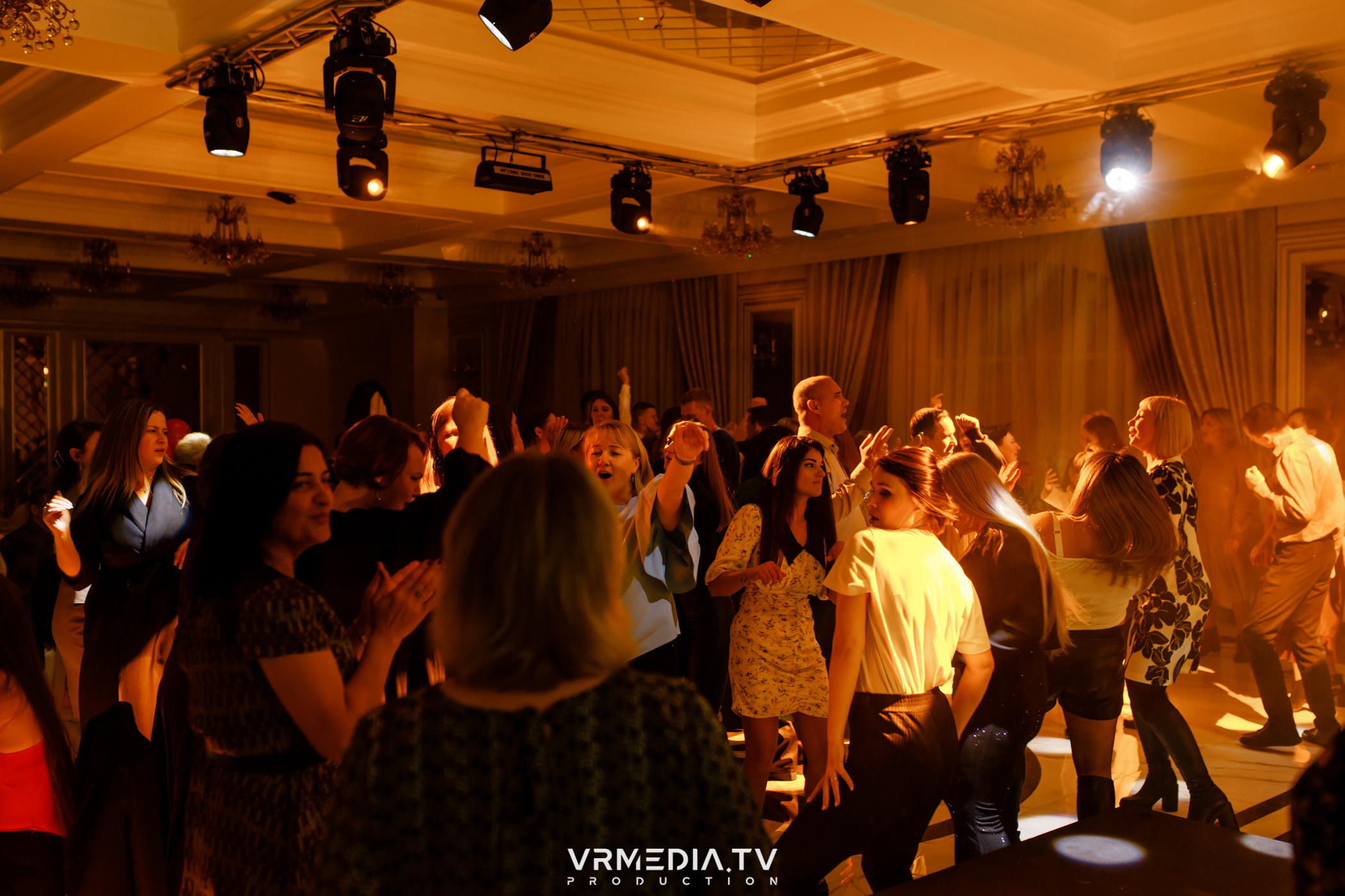 Выходные в ресторане «Лазурный берег»