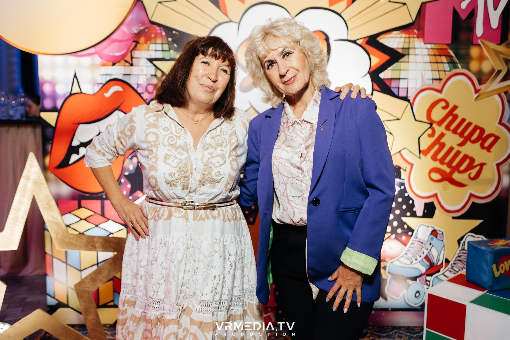 Дискотека 90-х в ресторане «Империя»