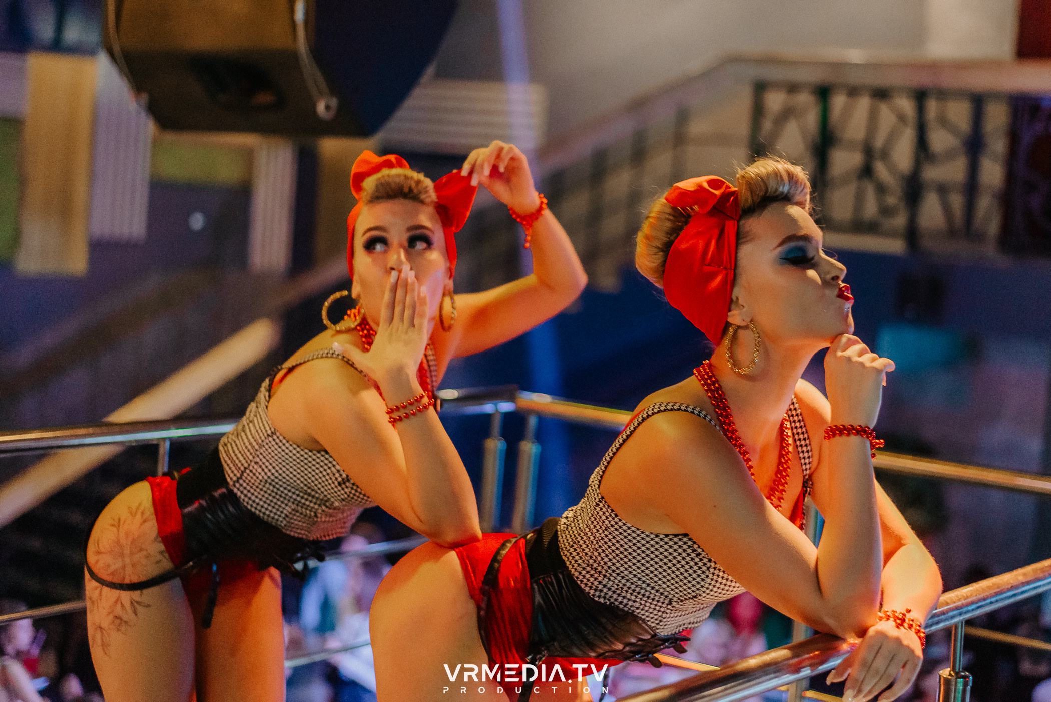 Выходные в баре «DOSKI»