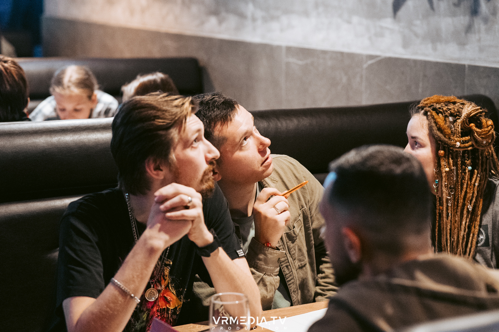 WoW QuiZ в баре «Друзья»