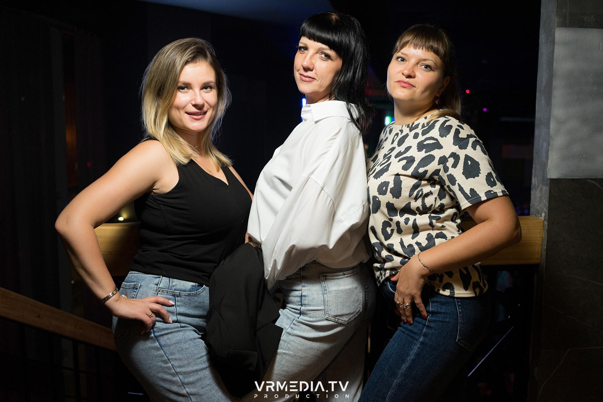 Выходные в баре «DOSKI»