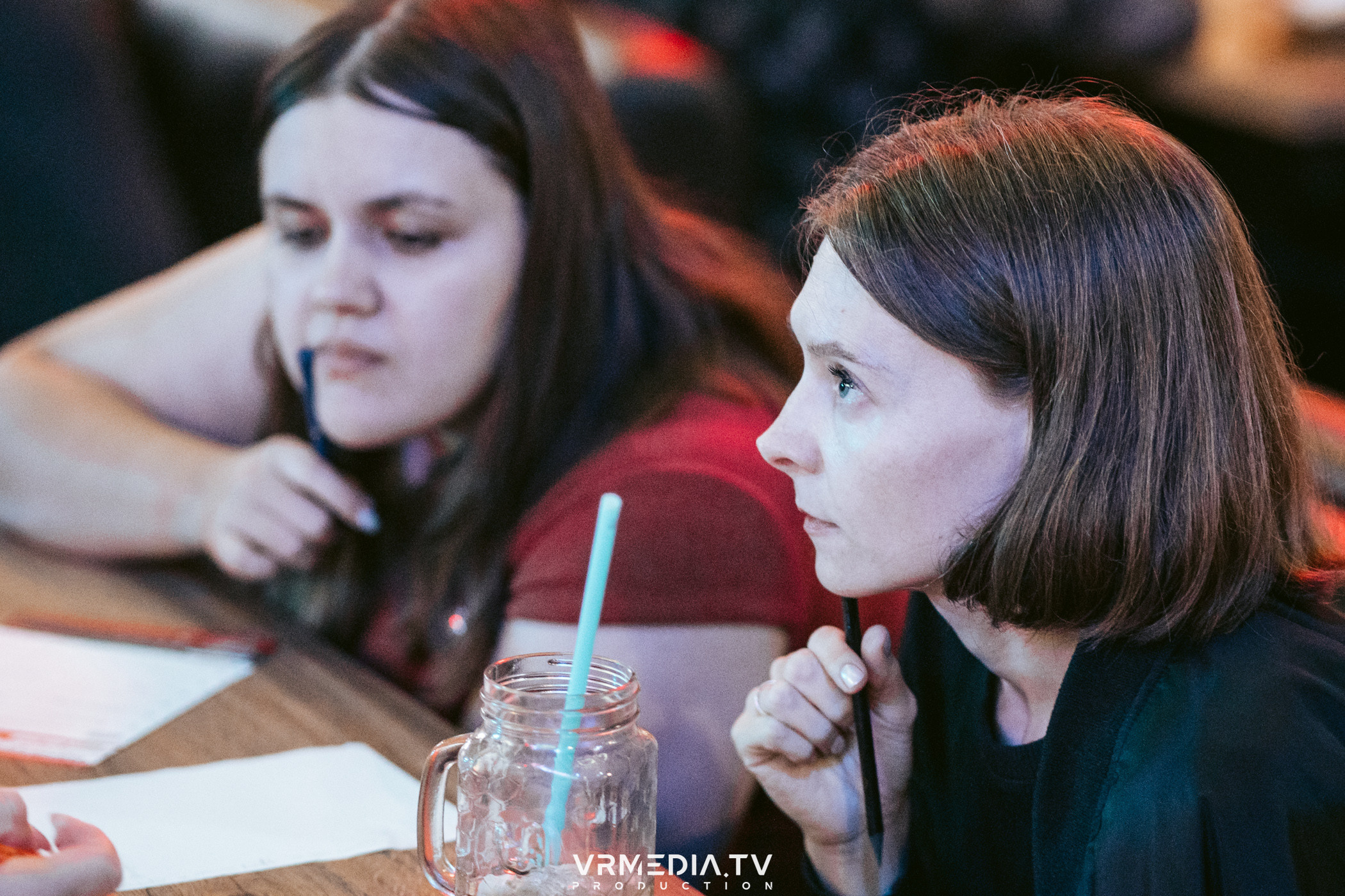 Эйнштейн party в баре «Друзья»