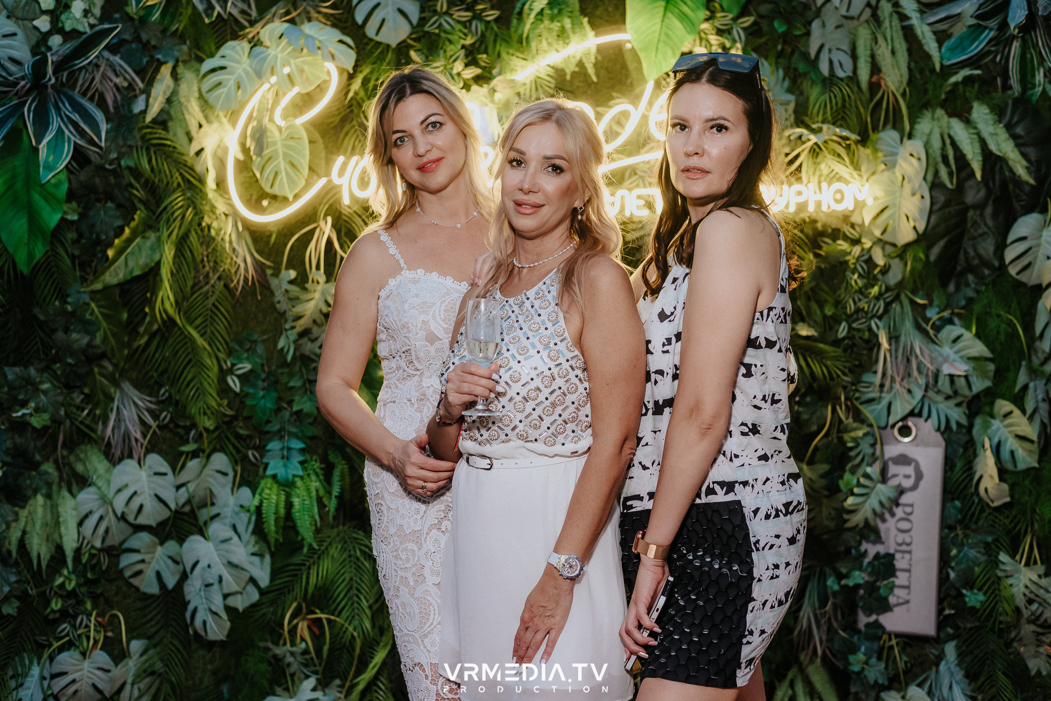 Выходные в ресторане «Лазурный берег»