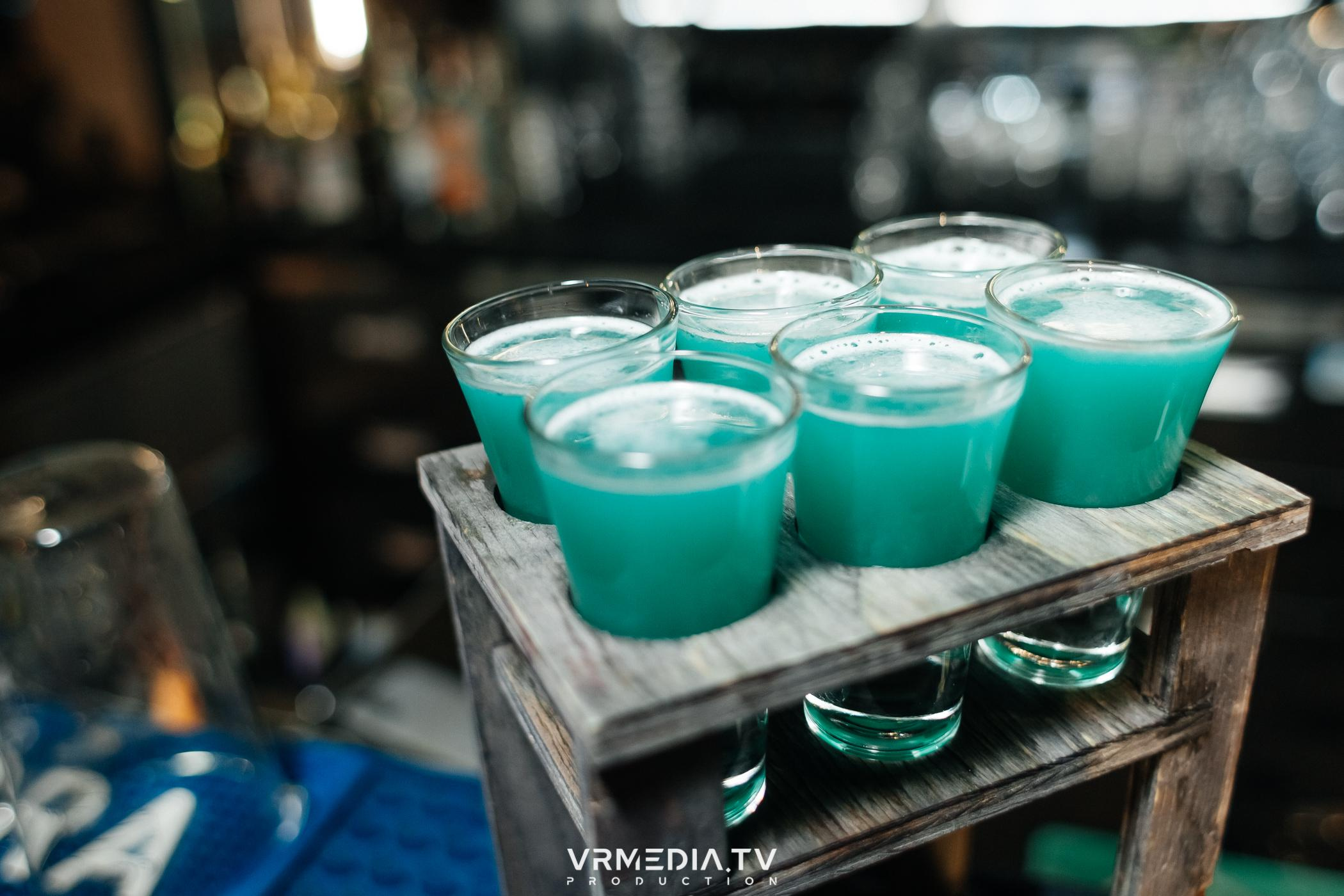 DANCE COCTAIL в караоке-баре «Volna»
