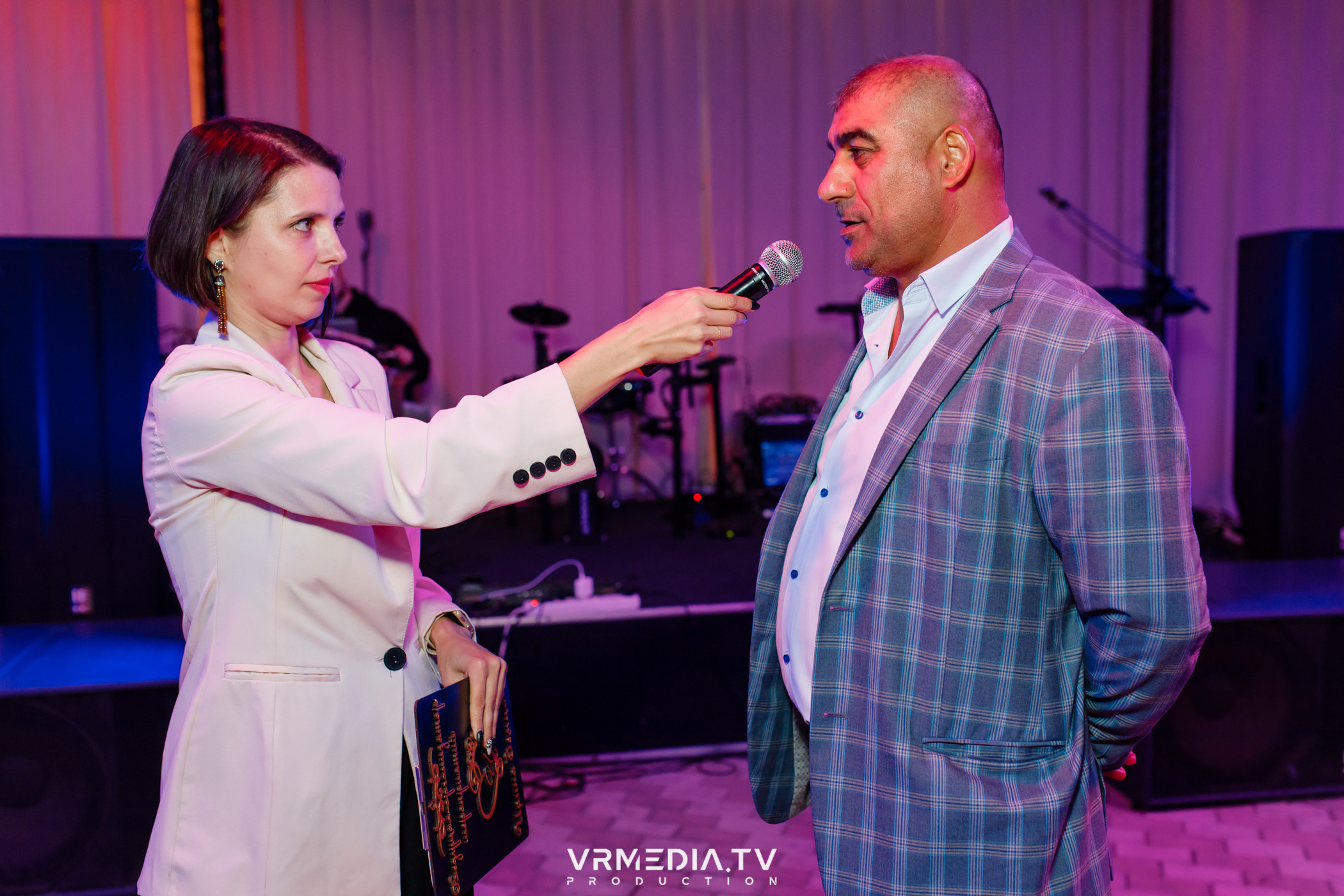 «Прошла жара» в ресторане «Империя»