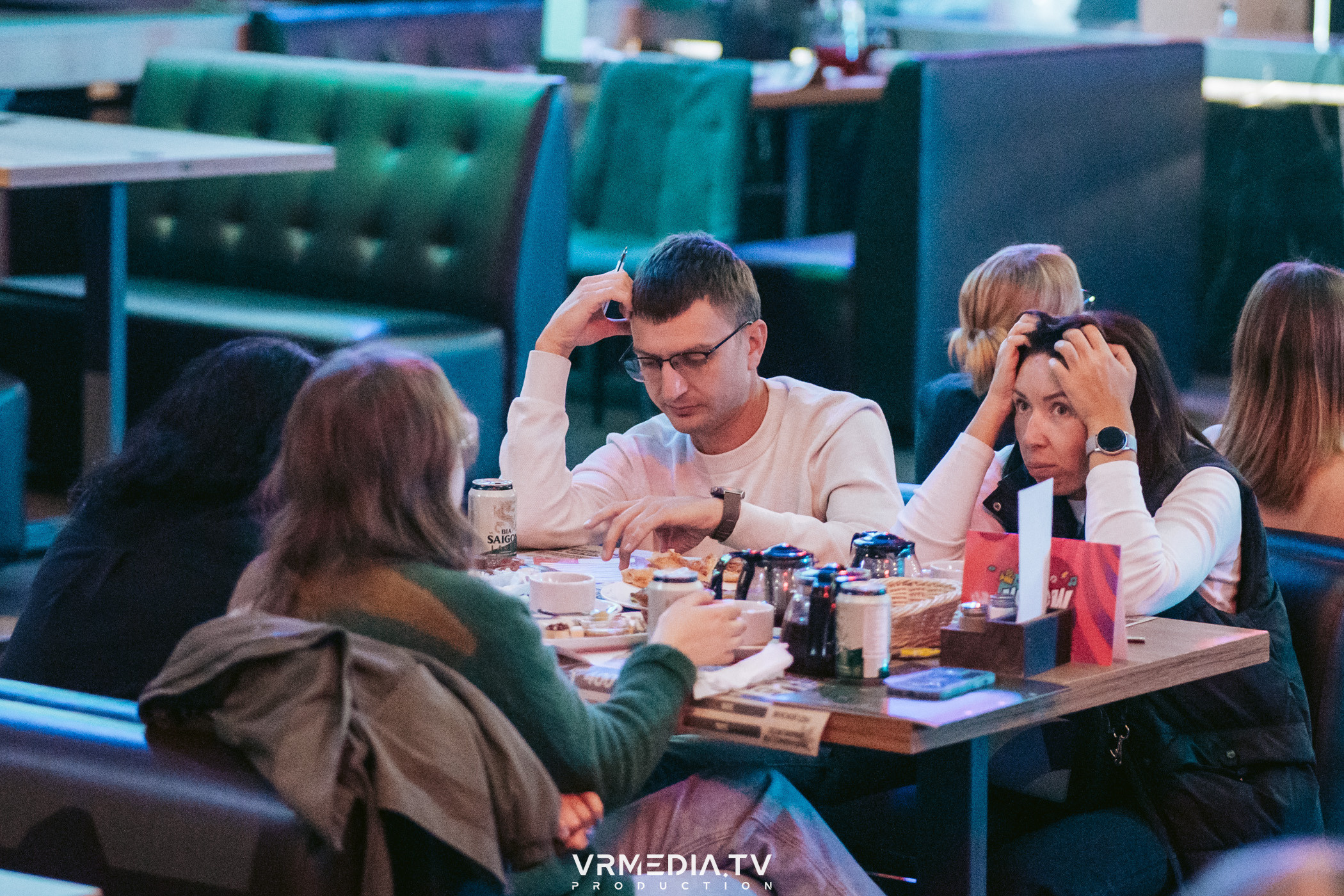 WoW QuiZ в баре «Друзья»