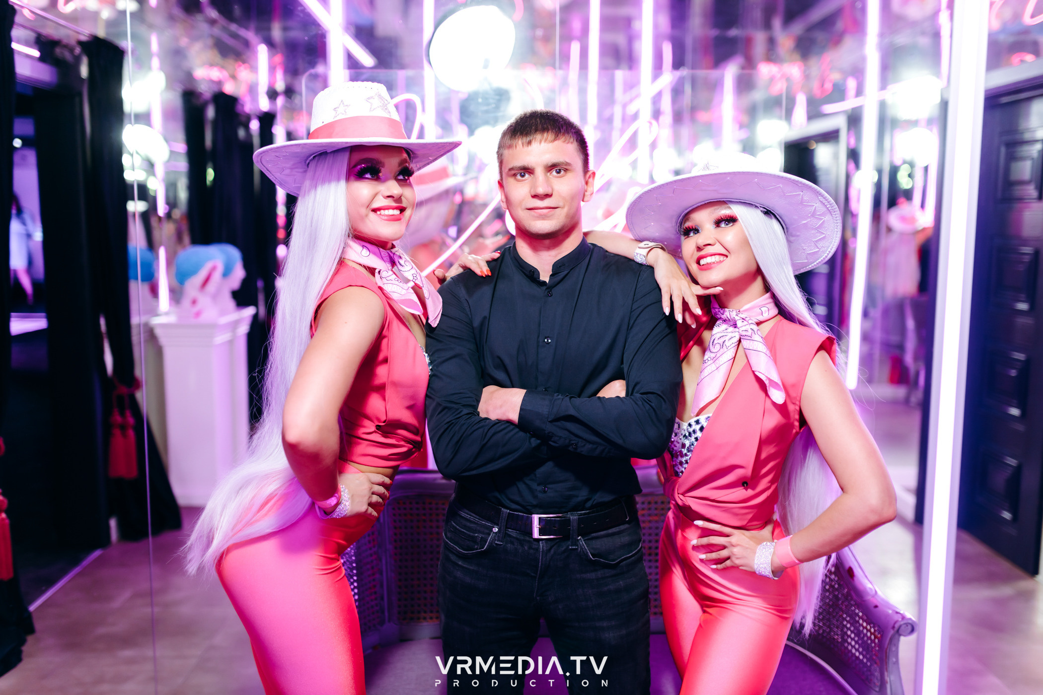 «Barbie party» в караоке-баре «Volna»