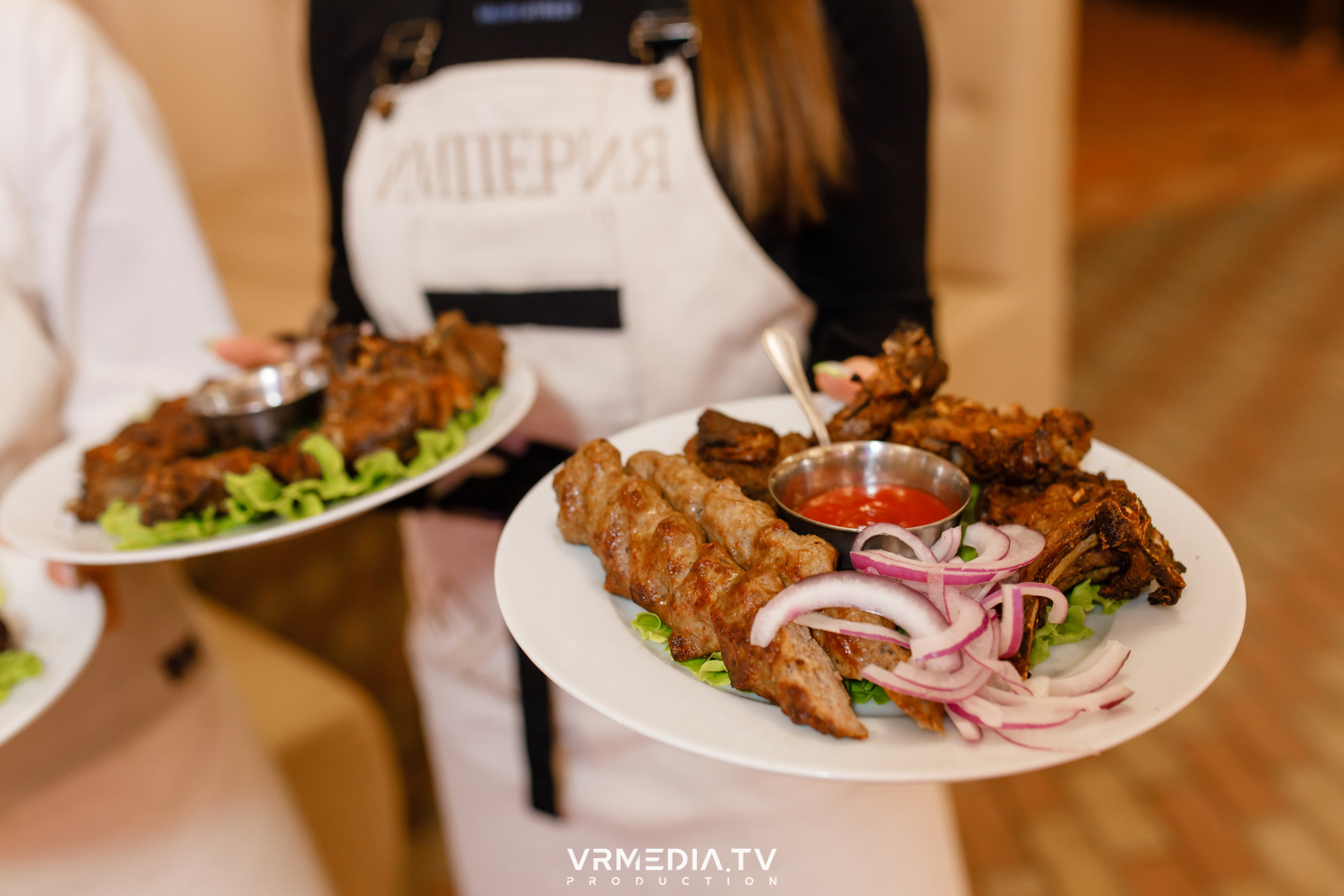 «Прошла жара» в ресторане «Империя»