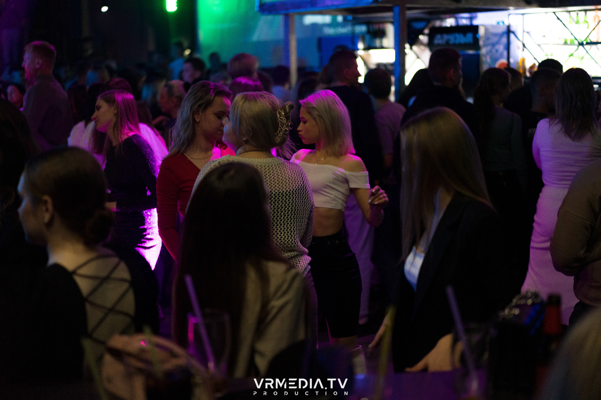 Октоберфест в баре «Друзья»