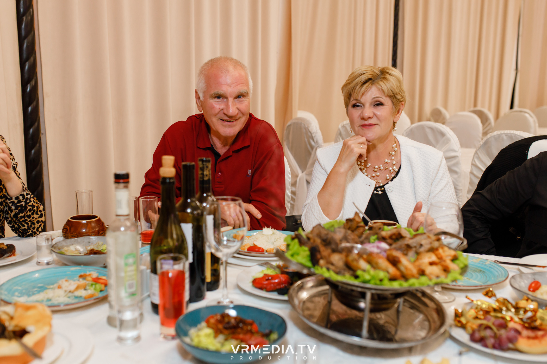 «Прошла жара» в ресторане «Империя»