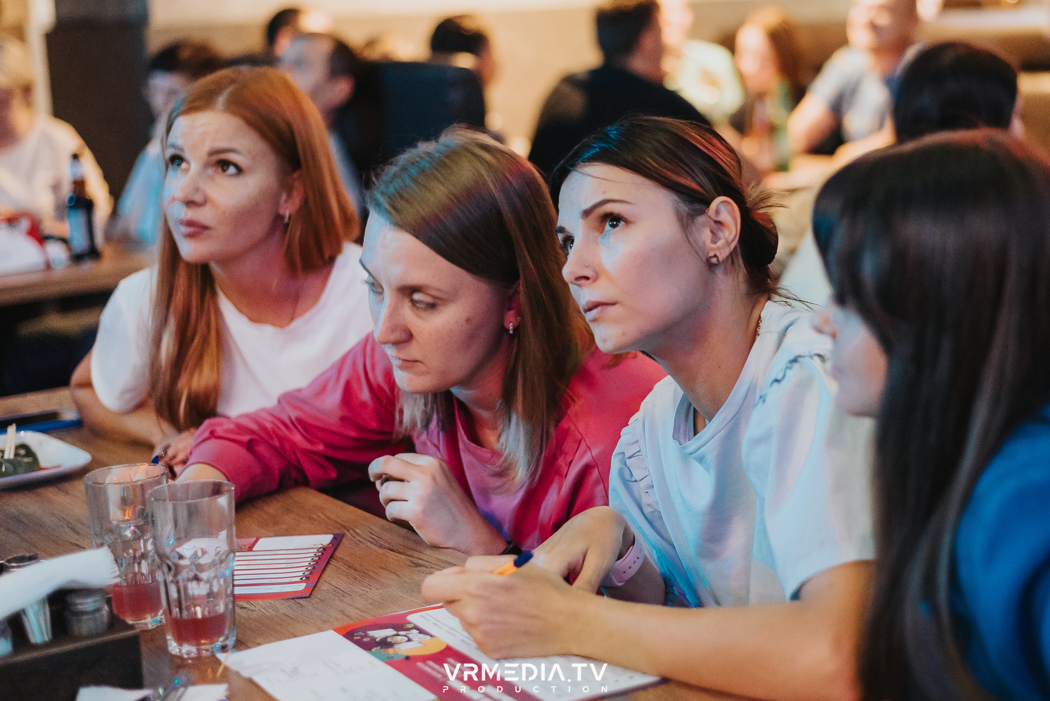 WoW QuiZ в баре «Друзья»